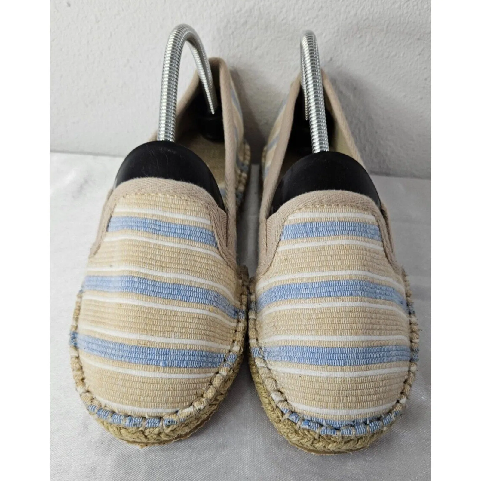 Acorn Espadrille Slippers Women’s Size 8 Beige Blue Striped Jute Sole Casual