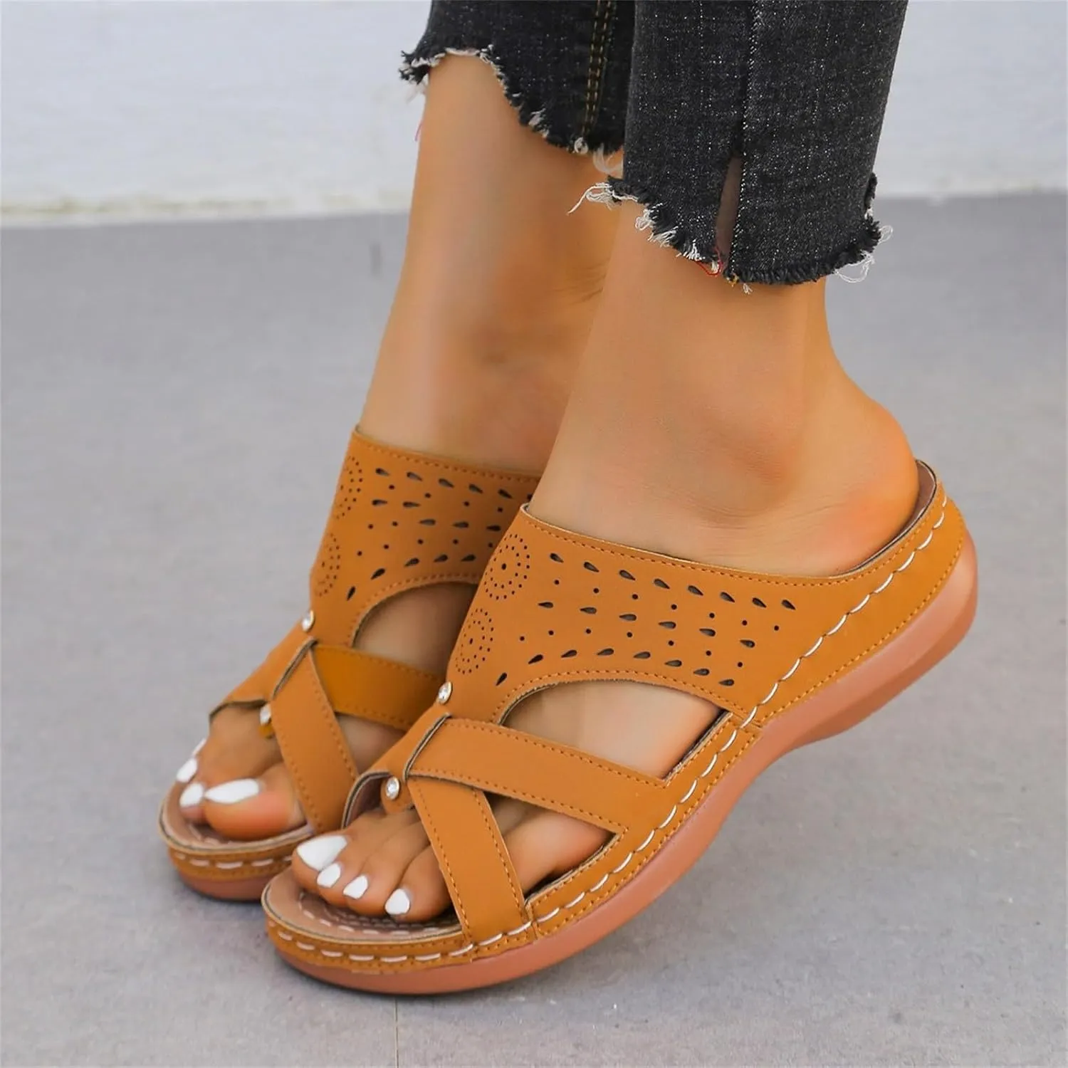 BILIKEYU Womens Wedge Platform Slides Sandals Open Toe Cutouts Breathable Crisscross Straps Soft Sole Slip on Slippers