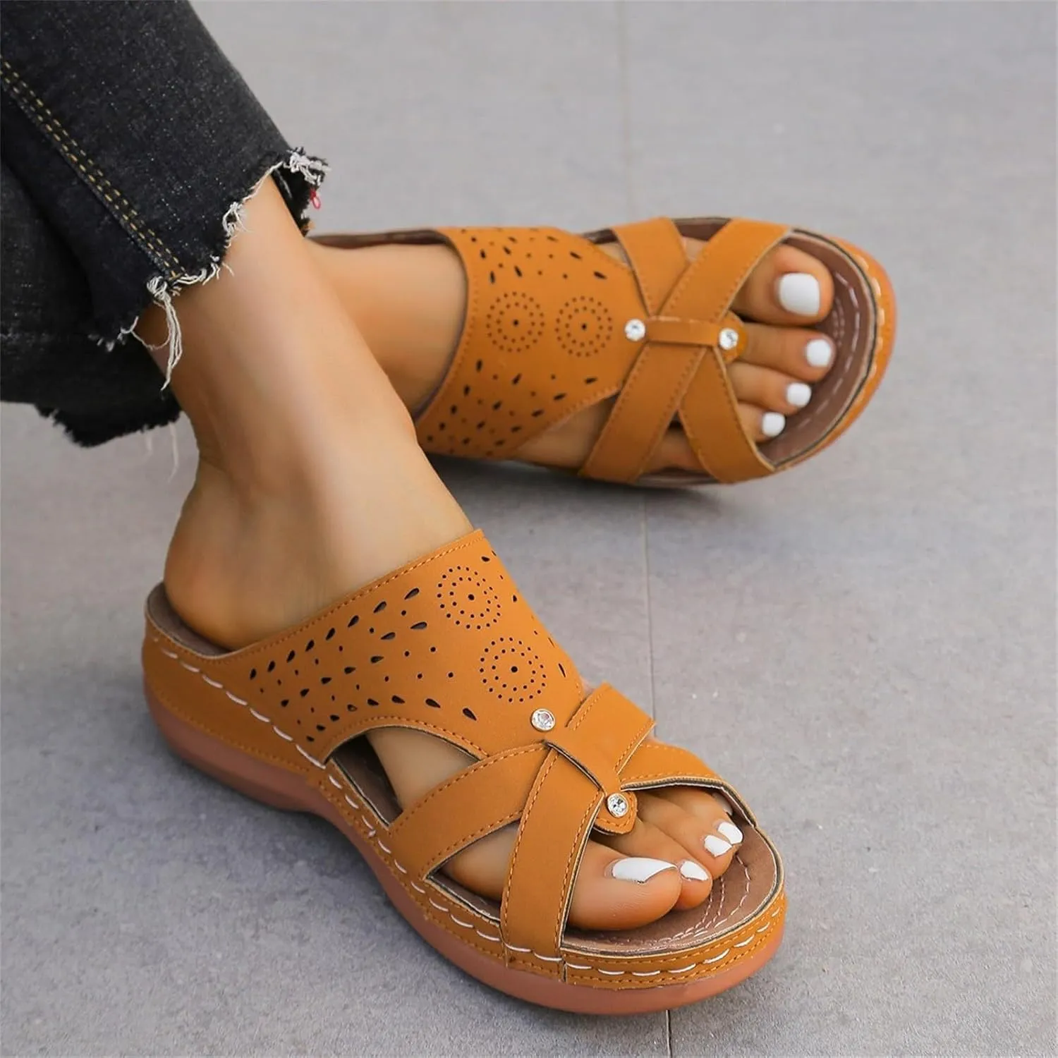BILIKEYU Womens Wedge Platform Slides Sandals Open Toe Cutouts Breathable Crisscross Straps Soft Sole Slip on Slippers