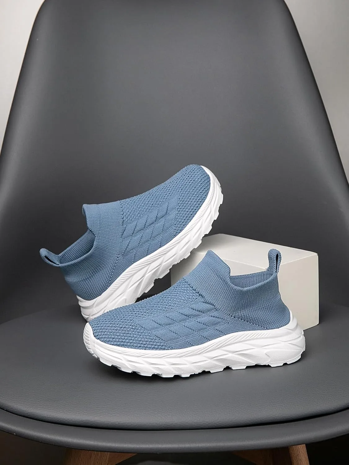 Boys and Girls Sock Shoes Casual Sports Running Walking Shoes Knitted Slip-On High Tops Lightweight Breathable Non Slip (Toddler/Little Kid/Big Kid)