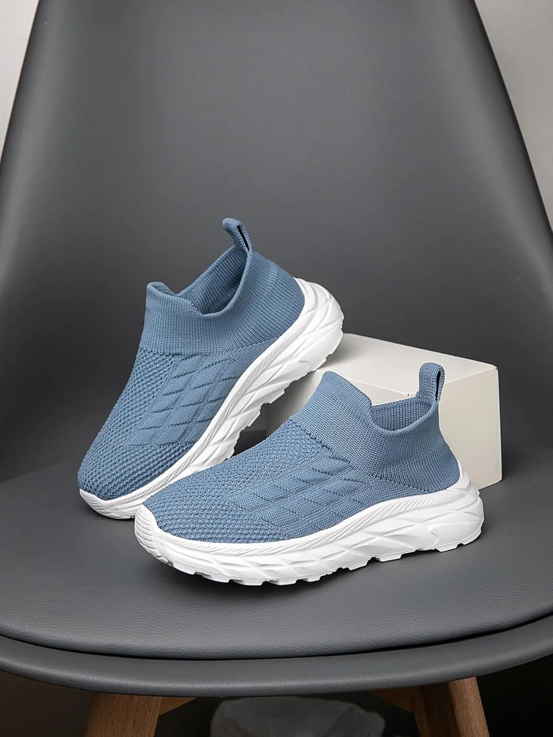 Boys and Girls Sock Shoes Casual Sports Running Walking Shoes Knitted Slip-On High Tops Lightweight Breathable Non Slip (Toddler/Little Kid/Big Kid)