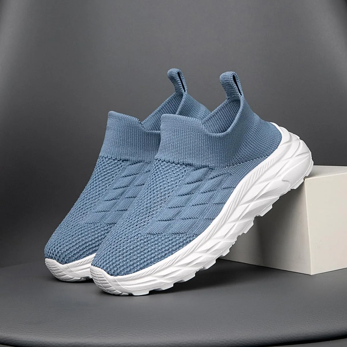 Boys and Girls Sock Shoes Casual Sports Running Walking Shoes Knitted Slip-On High Tops Lightweight Breathable Non Slip (Toddler/Little Kid/Big Kid)