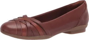 Clarks Women's Sara Clover Ballet Flat