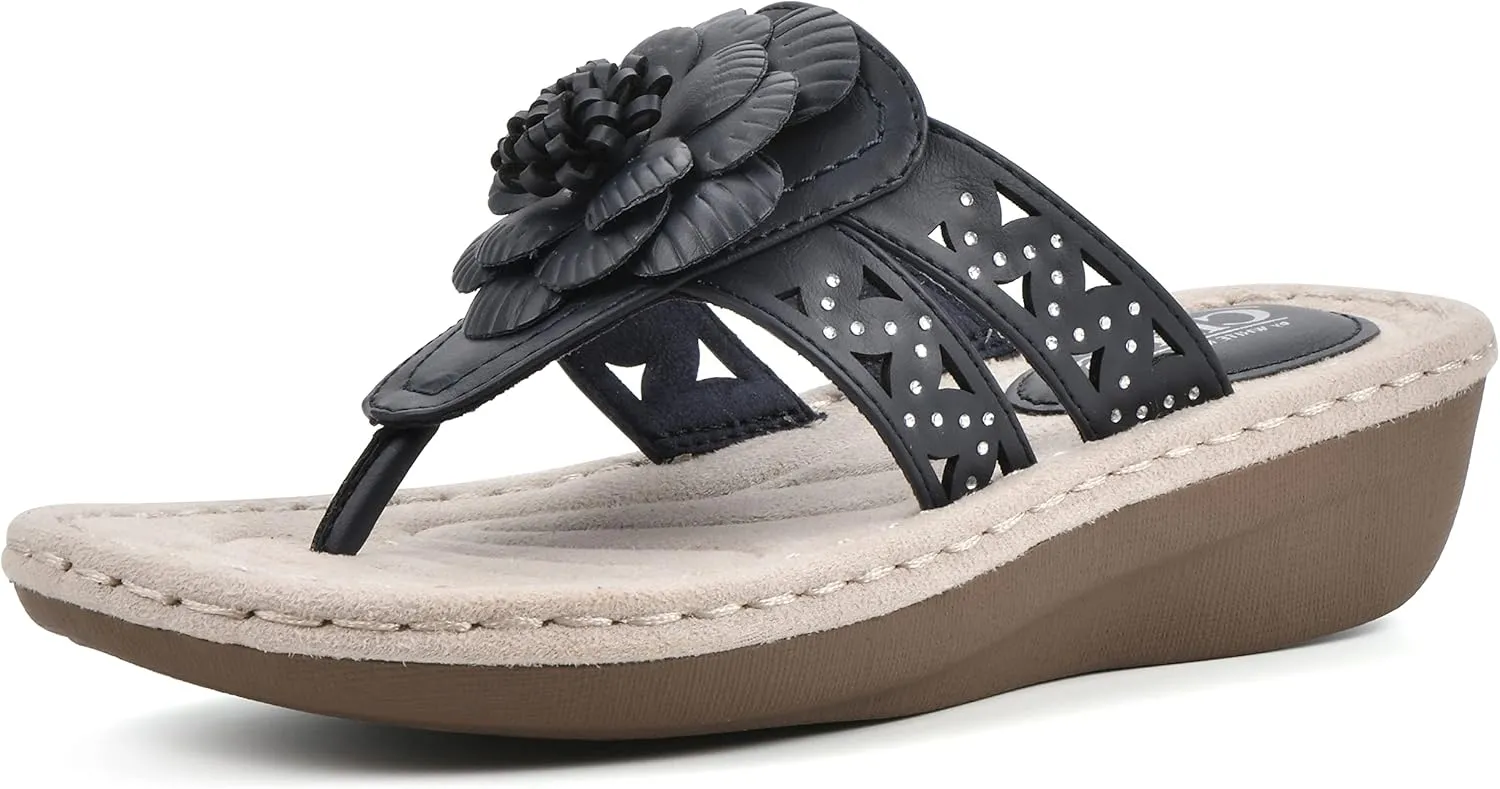 CLIFFS BY WHITE MOUNTAIN Women's Cynthia Wedge Sandal