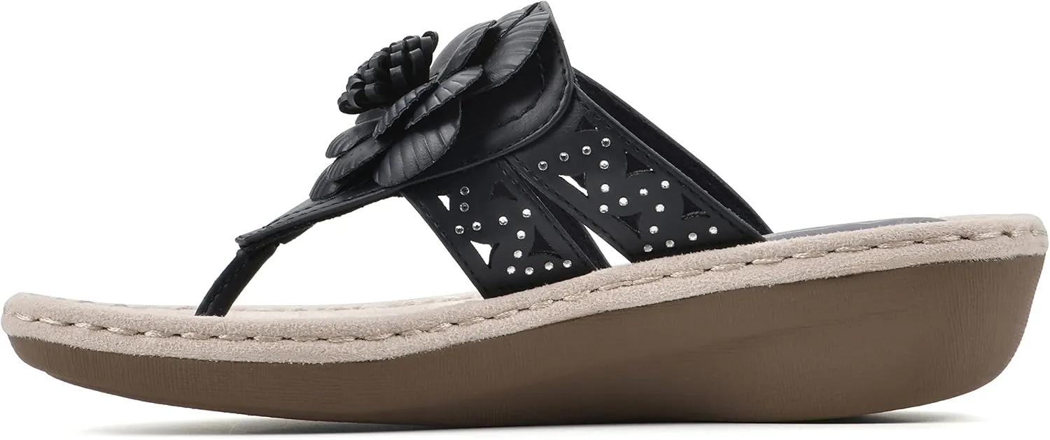 CLIFFS BY WHITE MOUNTAIN Women's Cynthia Wedge Sandal