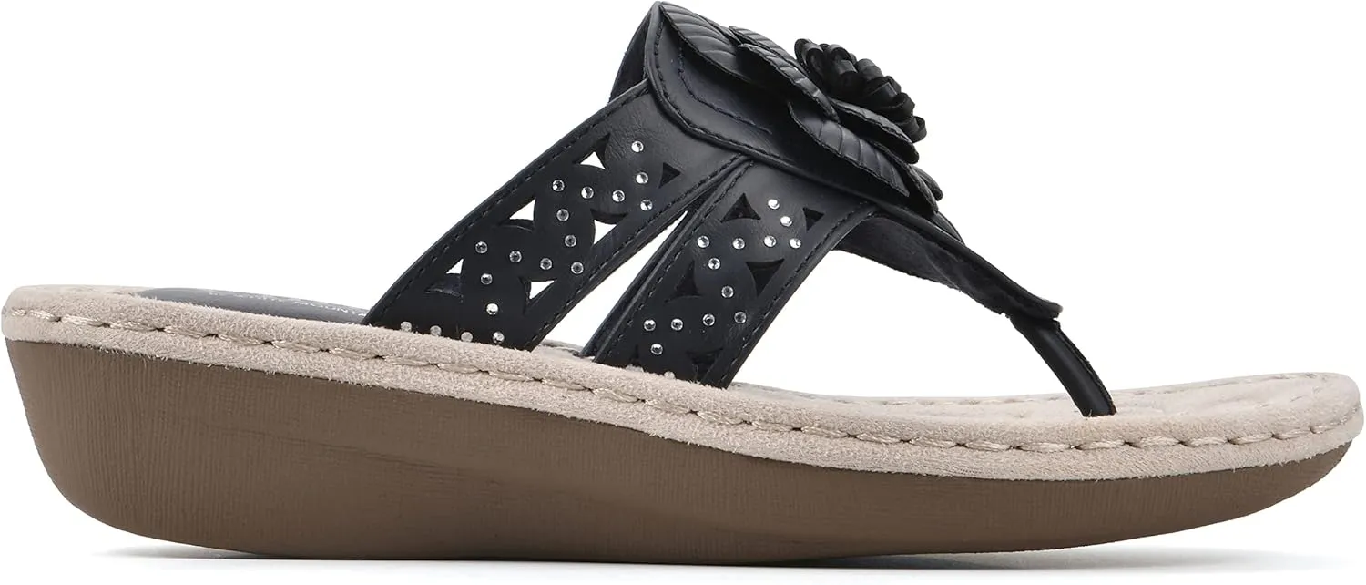 CLIFFS BY WHITE MOUNTAIN Women's Cynthia Wedge Sandal