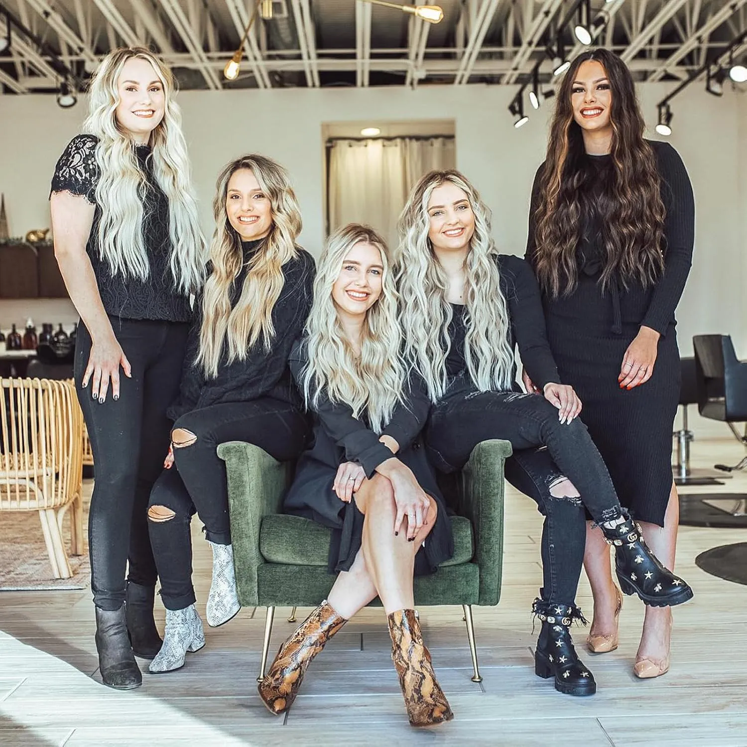 Clip in Hair Extensions Real Human Hair - 120g 22 Inch 7pcs, Dirty Blonde to Bleach Blonde Highlight - Soft Remy Hair Extensions Real Human Hair Clip ins for Women (22 Inch)