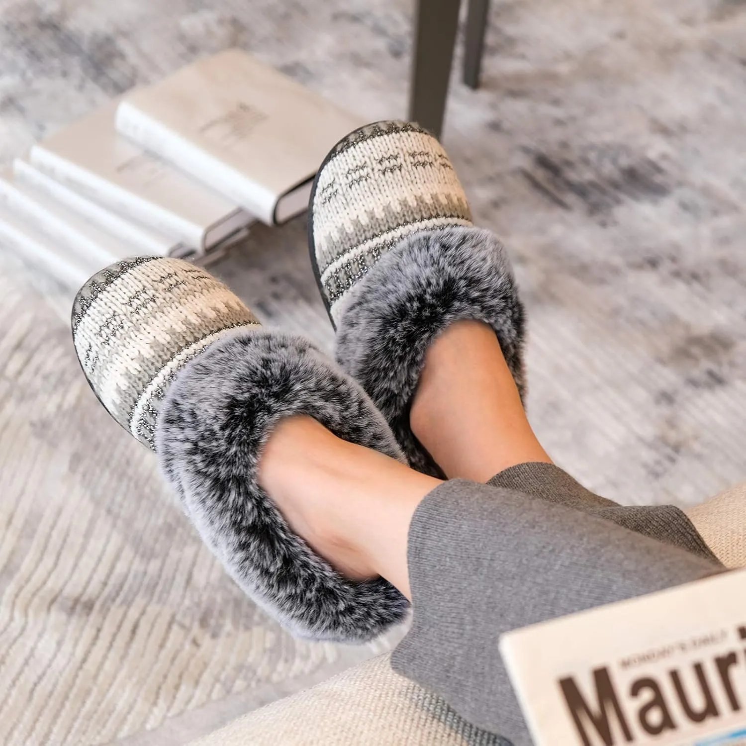 DL Women's Memory Foam Moccasin Slippers Micro Suede with Breathable Faux Fur Lining Slip On House Shoes Micro Indoor & Outdoor