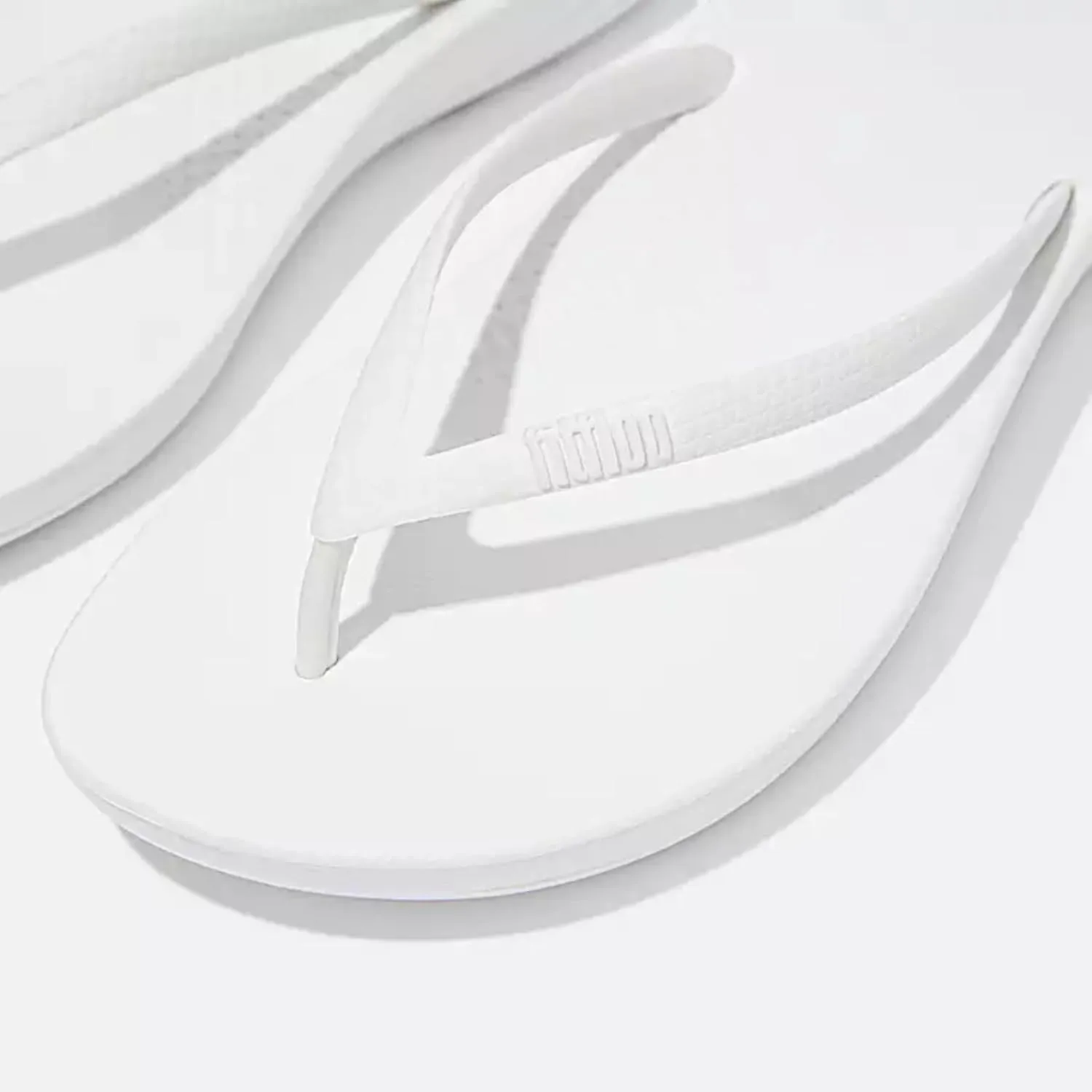 FitFlop iQushion Ergonomic Flip-Flops