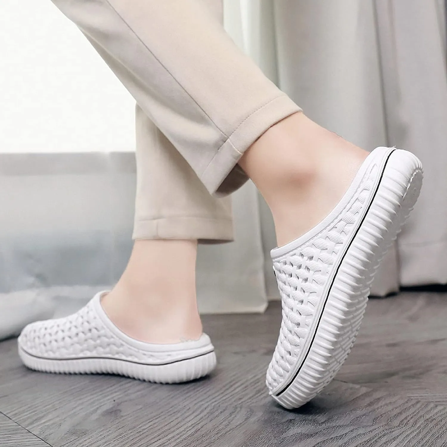 FLIOZY Mens Womens Warm Lined Clog Breathable Mesh House Slippers Winter Slip On Walking Garden Shoes