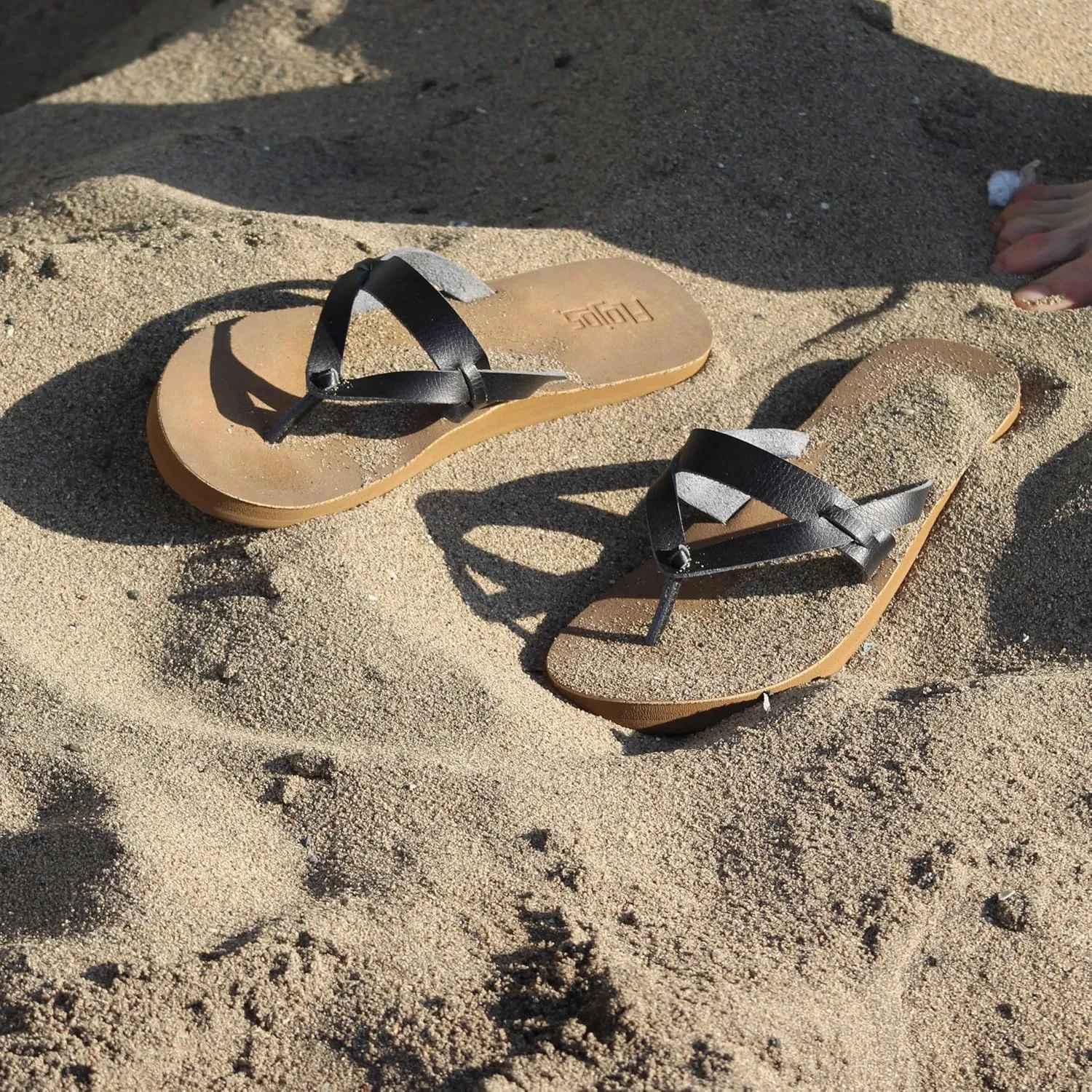 Flojos Women's Priya Flip-Flop