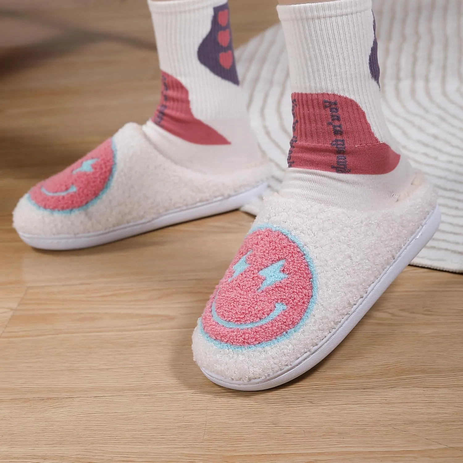 Happy Face Slippers for Women Soft Plush Lightweight Slip-On Slippers House Slippers for Indoor