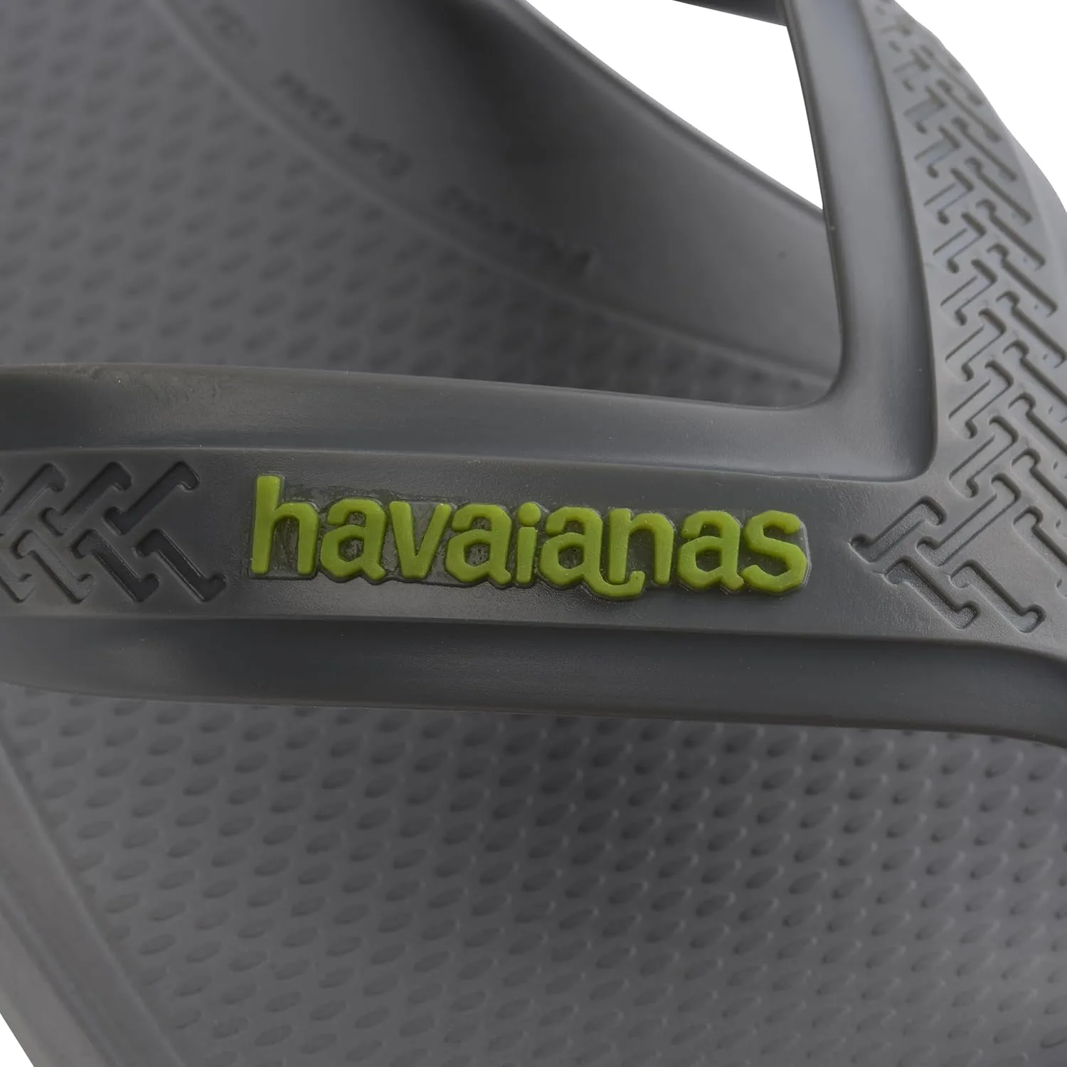 Havaianas - Top Max Comfort, Stylish, Comfortable and Robust Flip Flops for Men, Stable and Functional Design, Anatomically Shaped and Non-Slip Sole