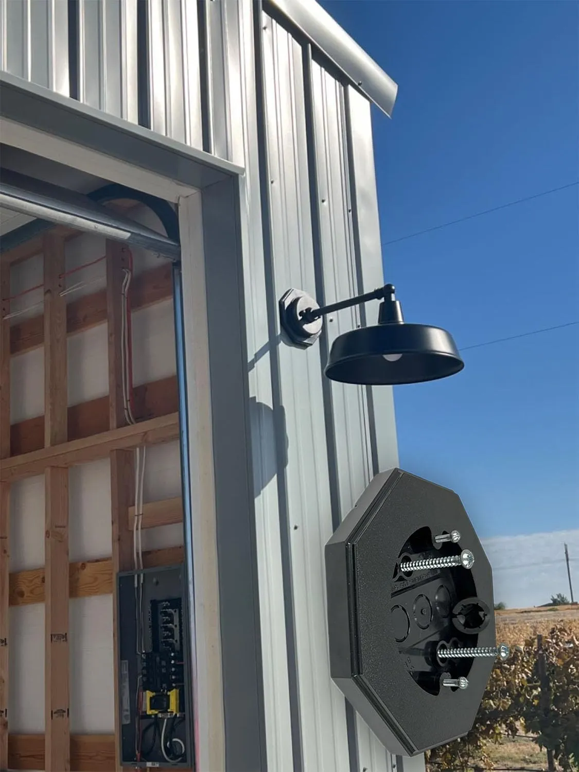 iMBAPrice IMBA-8161-BK-2 (2-Pack) Vertical Siding Lamp Octagon Mounting Kit with Built-in Box for Outdoor Smooth Flat Surface, Black