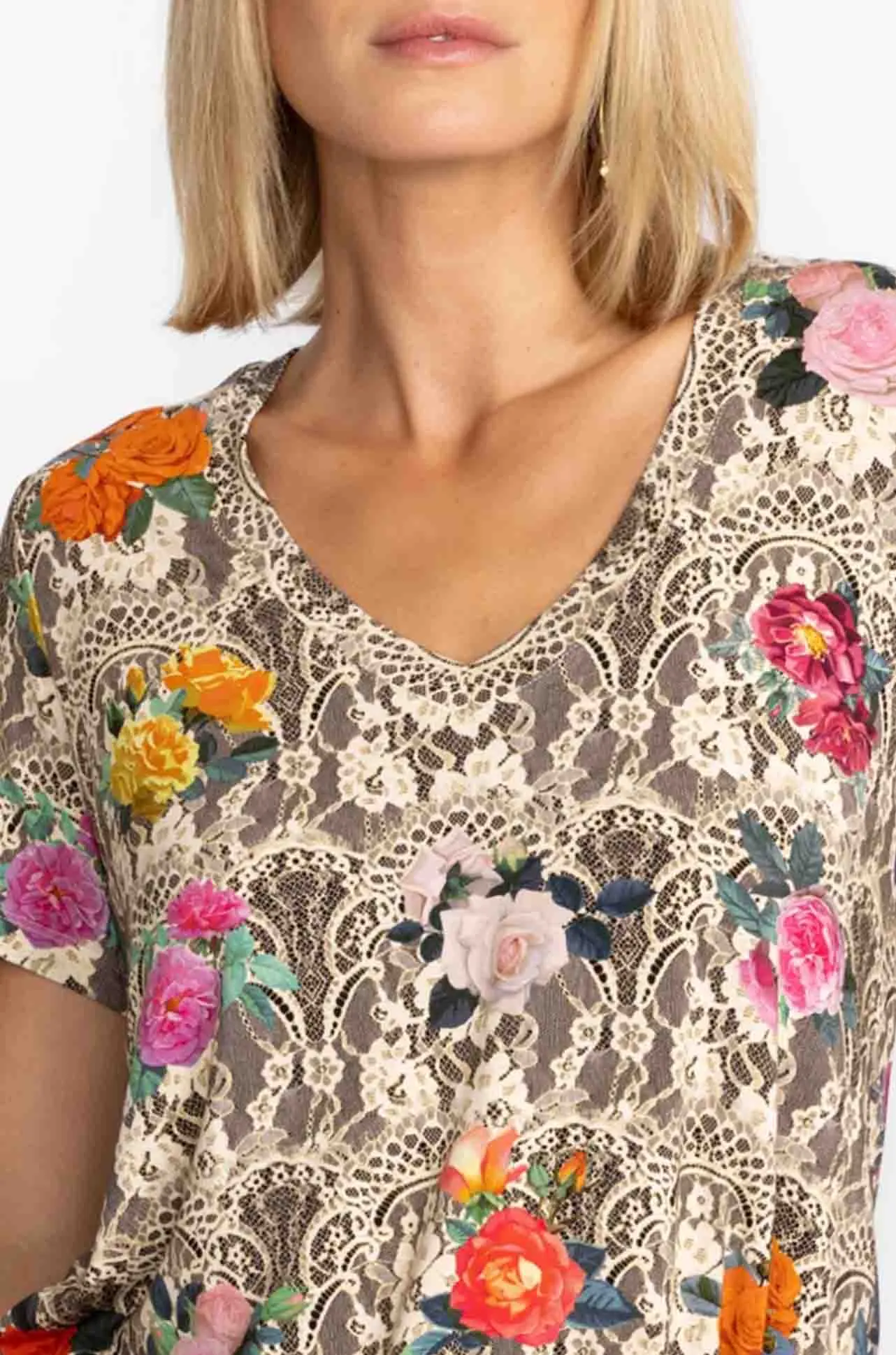 Johnny Was - Rose Lace Favourite S/S V-Neck Swing Tee