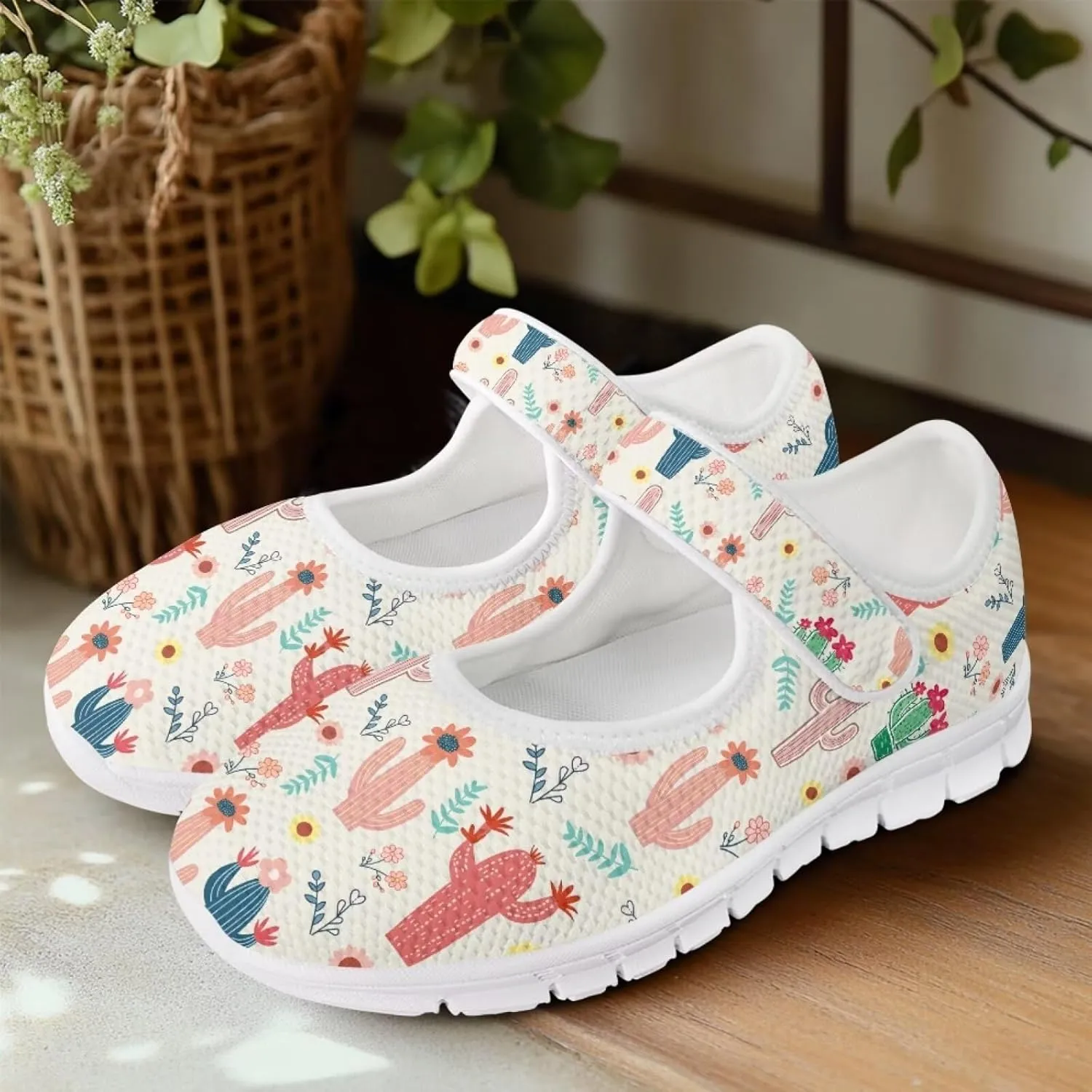 JoyLamoria Womens Slip on Fashion Mary Jane Shoes Retro Mushroom Painted Flats Causal Road Walking Shoes Non Slip Platform