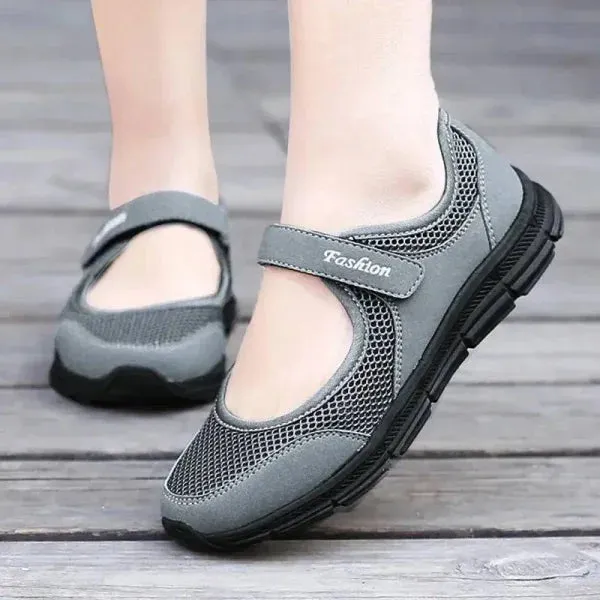 Lightweight Breathable Slip-On Sneakers for Women in Summer