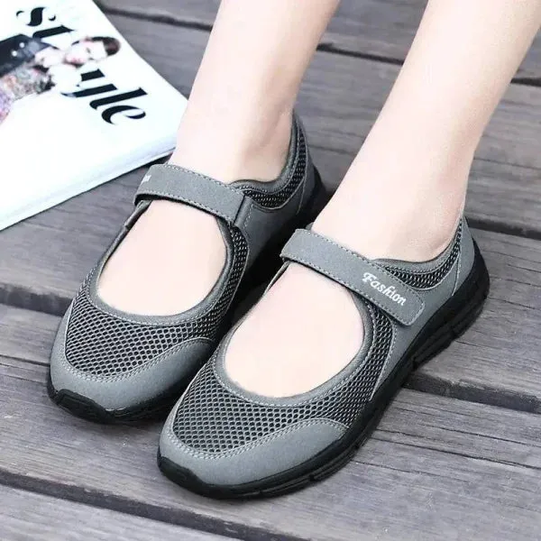 Lightweight Breathable Slip-On Sneakers for Women in Summer