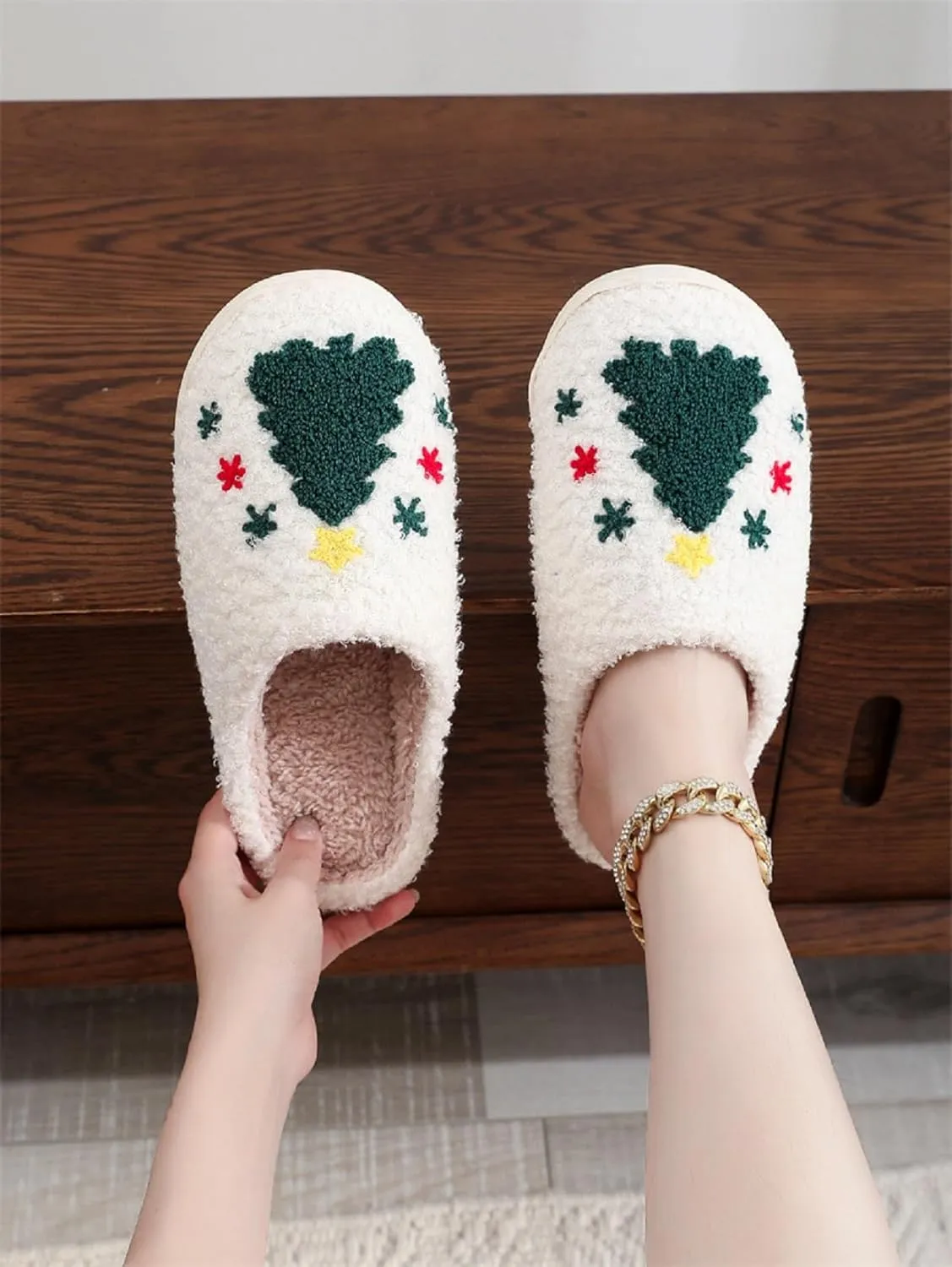 LNERIP Animal Slippers Fruit Slippers Plant Slippers Various Cartoon Patterns Fluffy Soft Memory Foam Retro Indoor Outdoor Home Couple Shoes