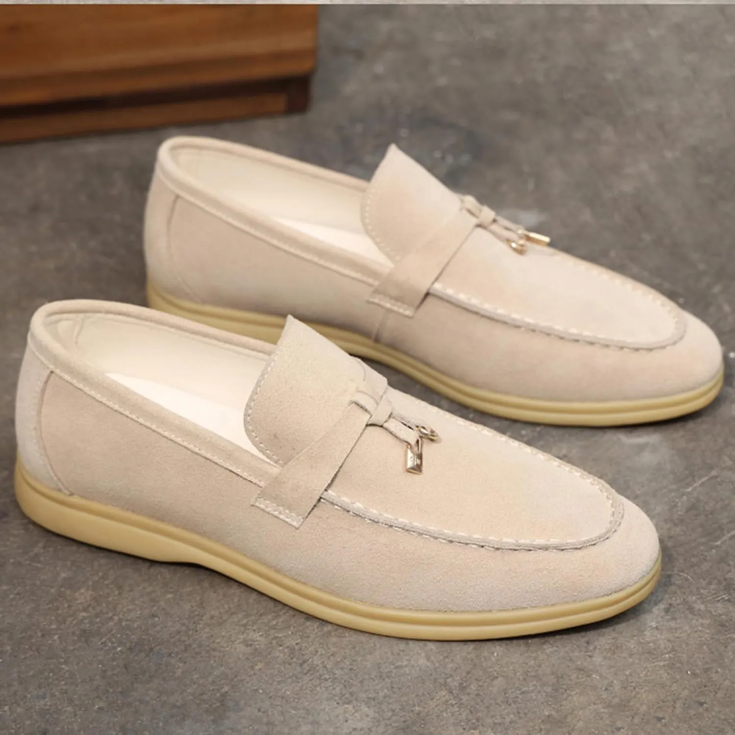 Mens Suede Loafers Slip-On Dress Shoes Fashion Style Driving Shoes Classic Casual Oxford Shoes