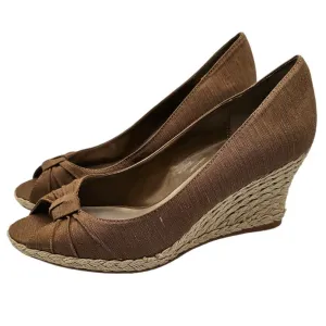 Moda Spana Womens Sz 8.5 Peep Toe Wedge Heels Espadrille Brown Bow