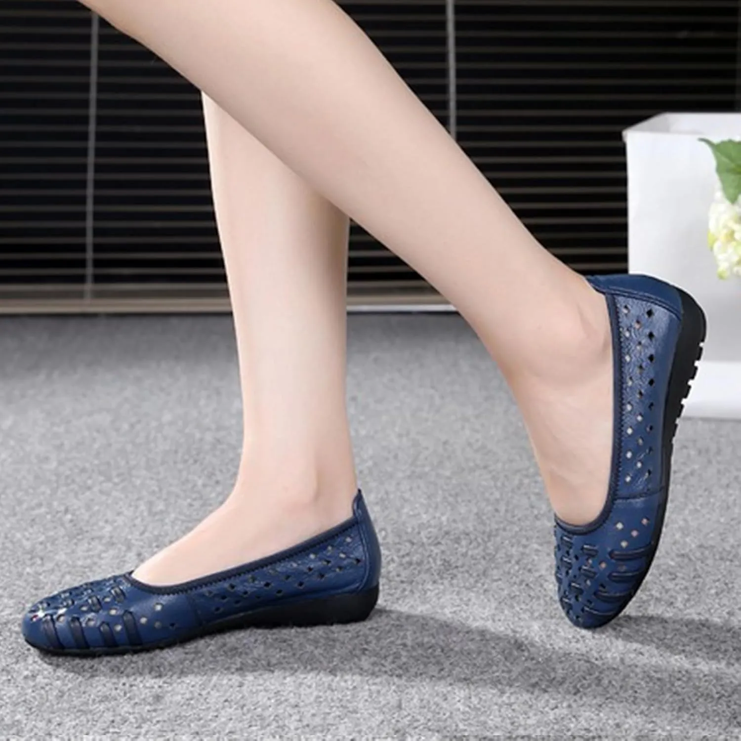 MOYOWEI Women's Summer Comfort Woven Leather Flats,Pointed Closed Toe Hollow Non-slip Soft Sole Slip-on Walking Casual Shoes