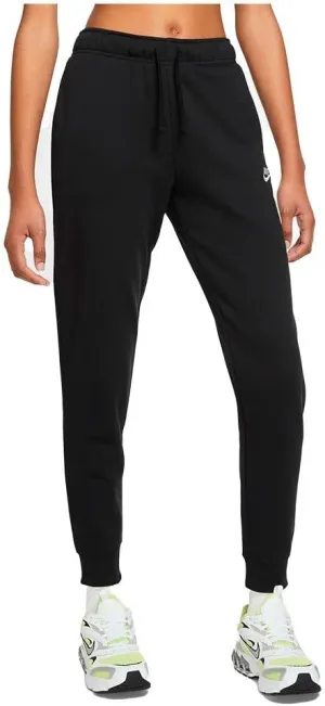 Nike Women's Sporty