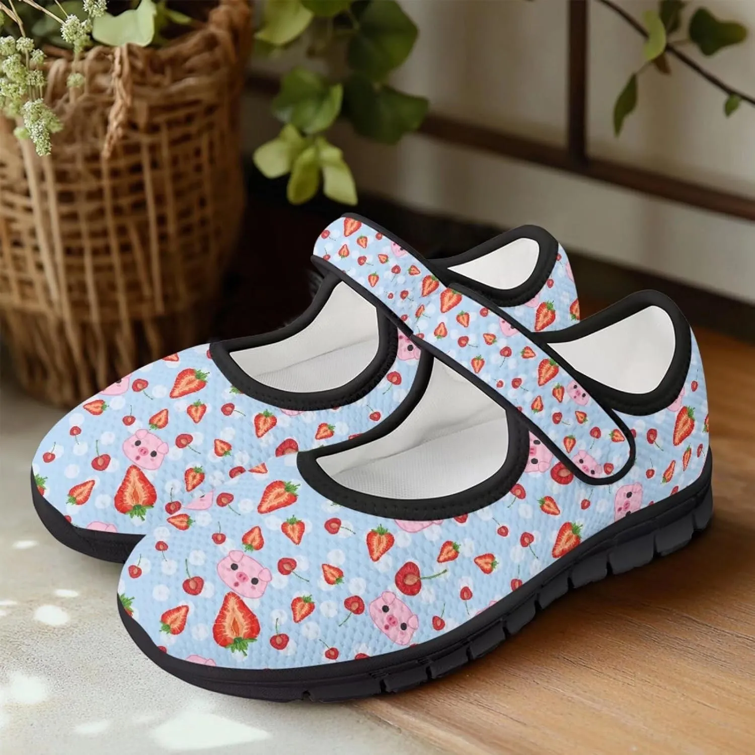 Pig Design Slip On Womens Shoes Casual Comfortable Sneakers Breathable Magic Sticker Convenient Wear Shoes