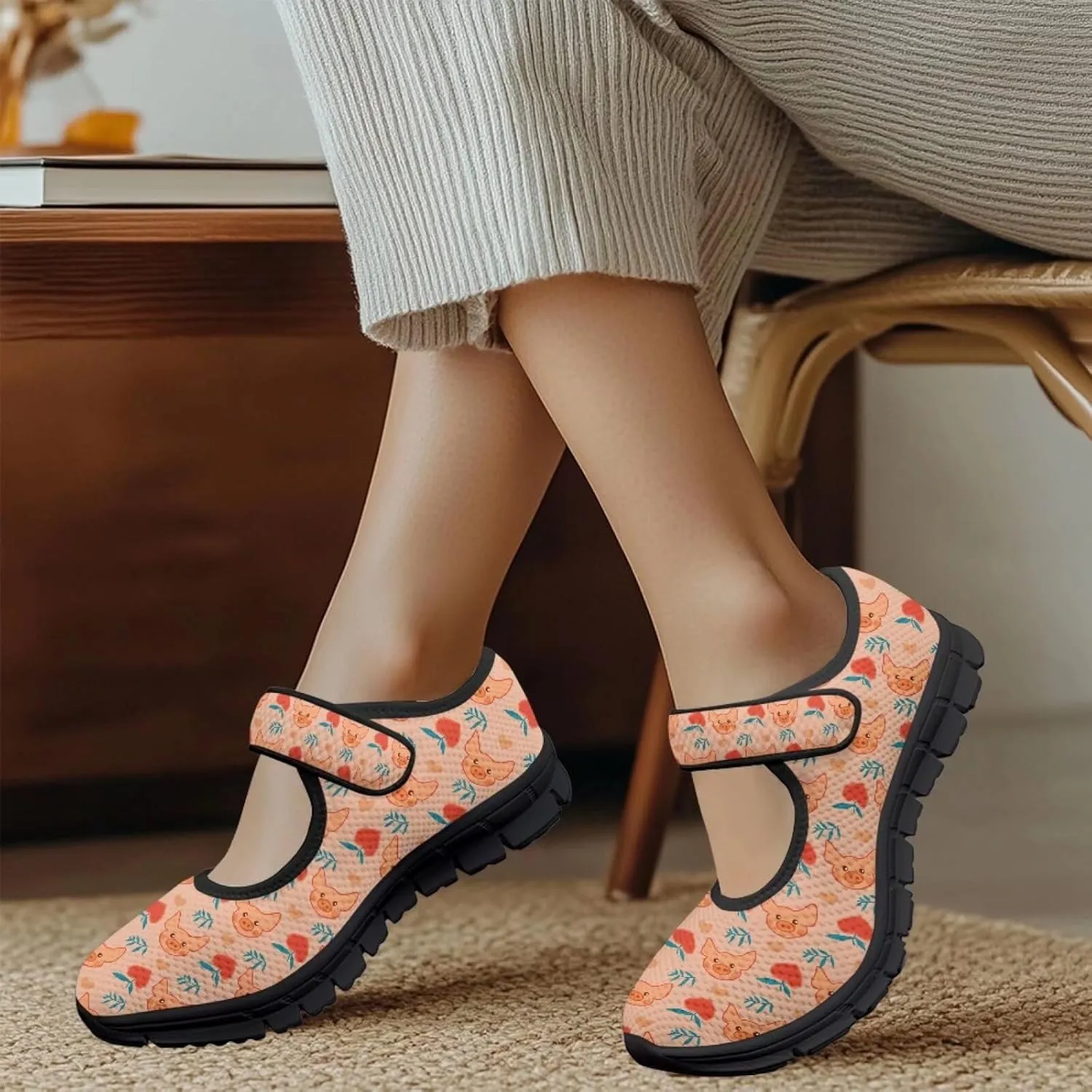Pig Design Slip On Womens Shoes Casual Comfortable Sneakers Breathable Magic Sticker Convenient Wear Shoes