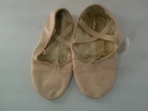 Pre-Owned Ballet Shoes Capezio Womens 6.5M  Leather  Split Sole