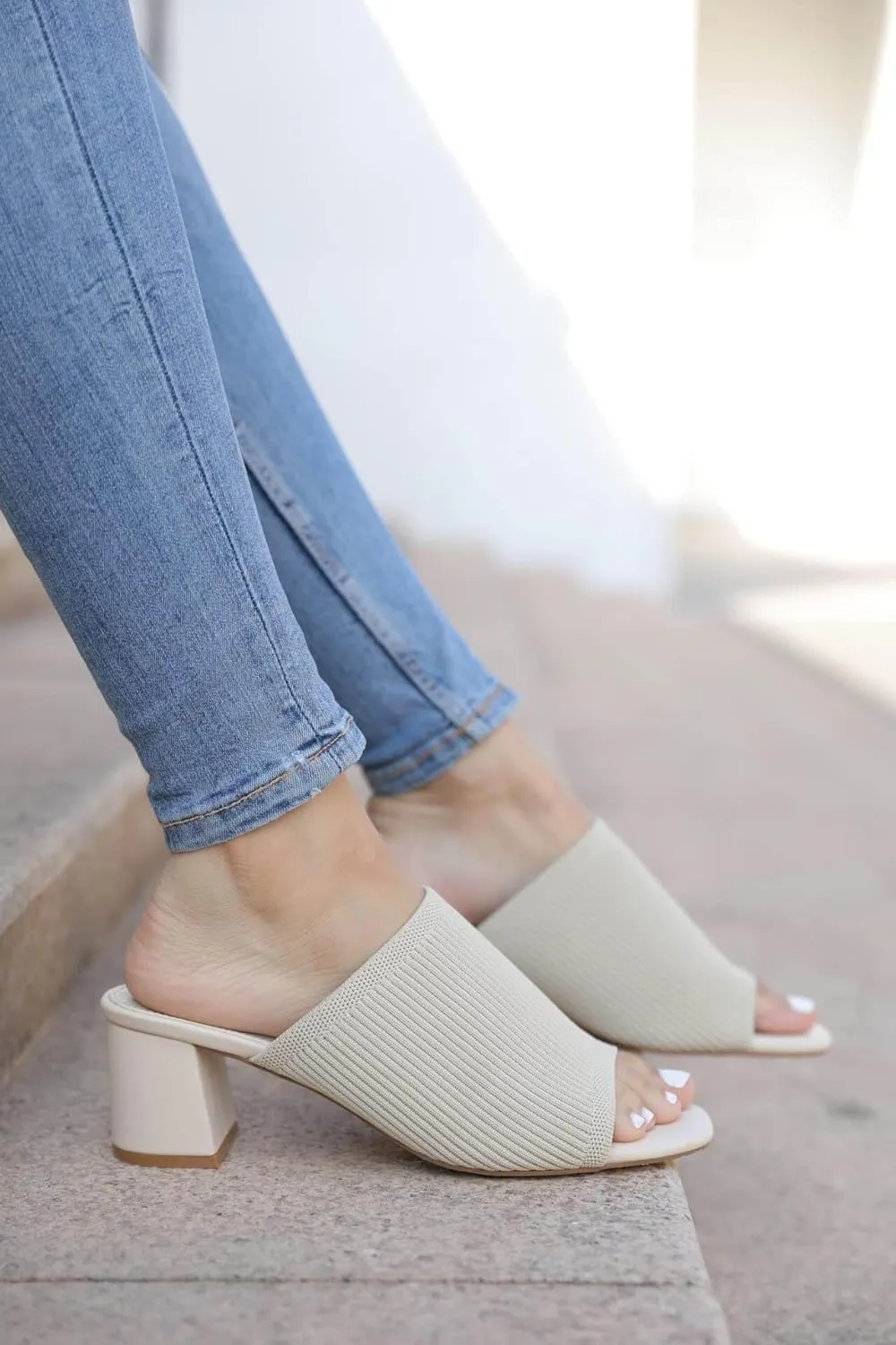 Rilista Women's Open Toe Heeled Mules Block Heels Sandals Knit Chunky Square Heels Slip On Breathable Slides Sandal