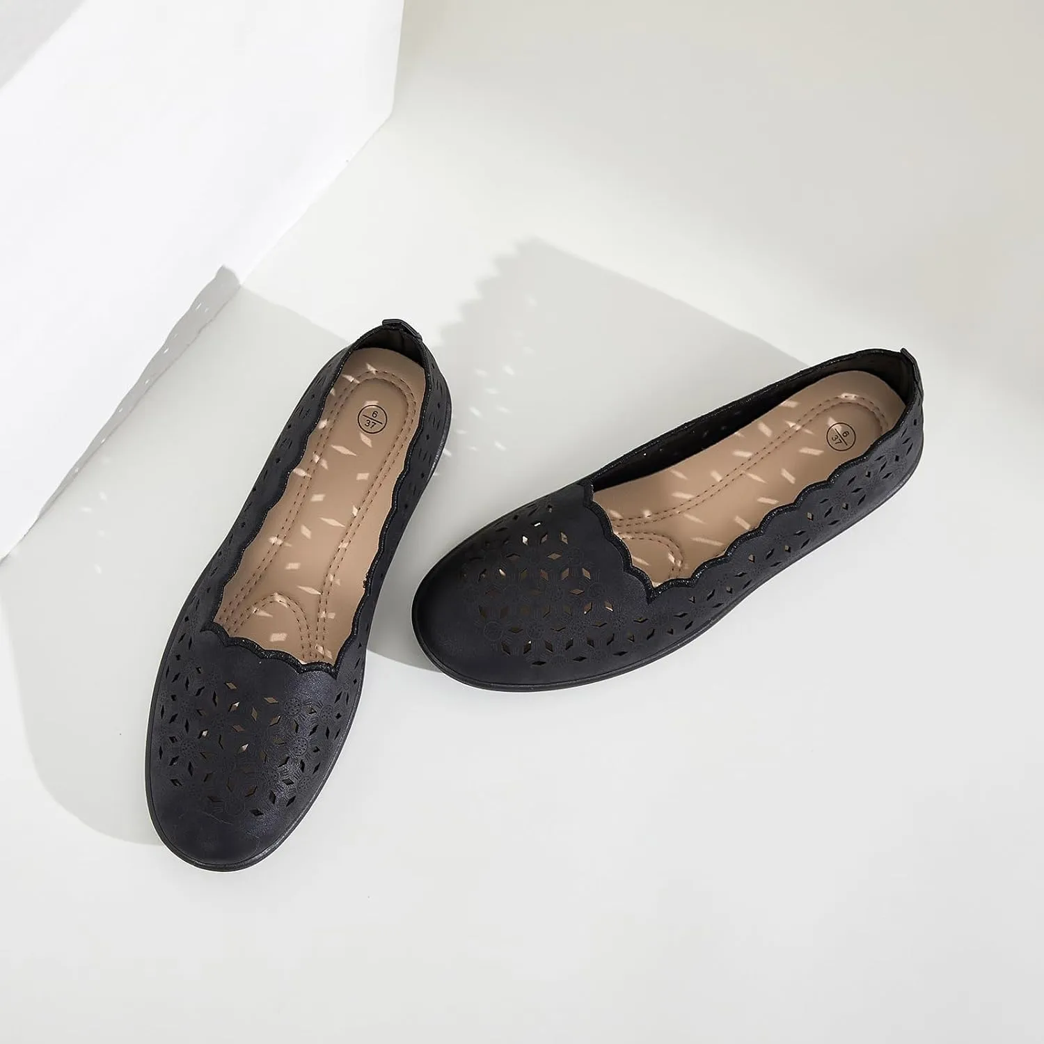 Shupua Flats for Women Dressy Comfortable Women's Ballet Flats Shoes Casual Black Flats Round Toe Womens Slip on Shoes PU Leather Flats Summer with Diamond Eyelets