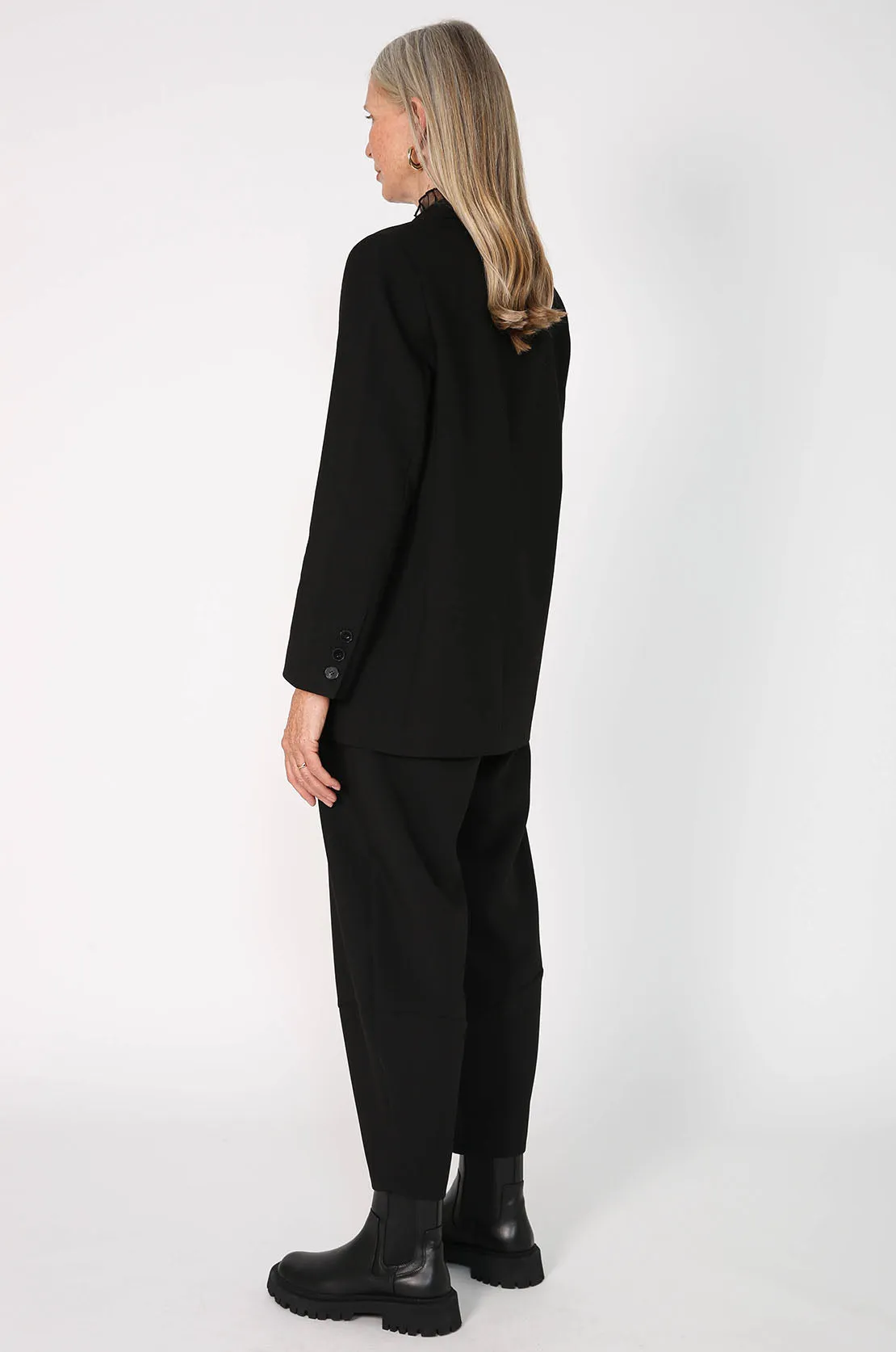 solvent blazer / black