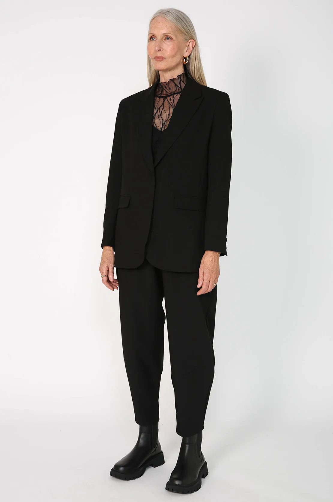 solvent blazer / black