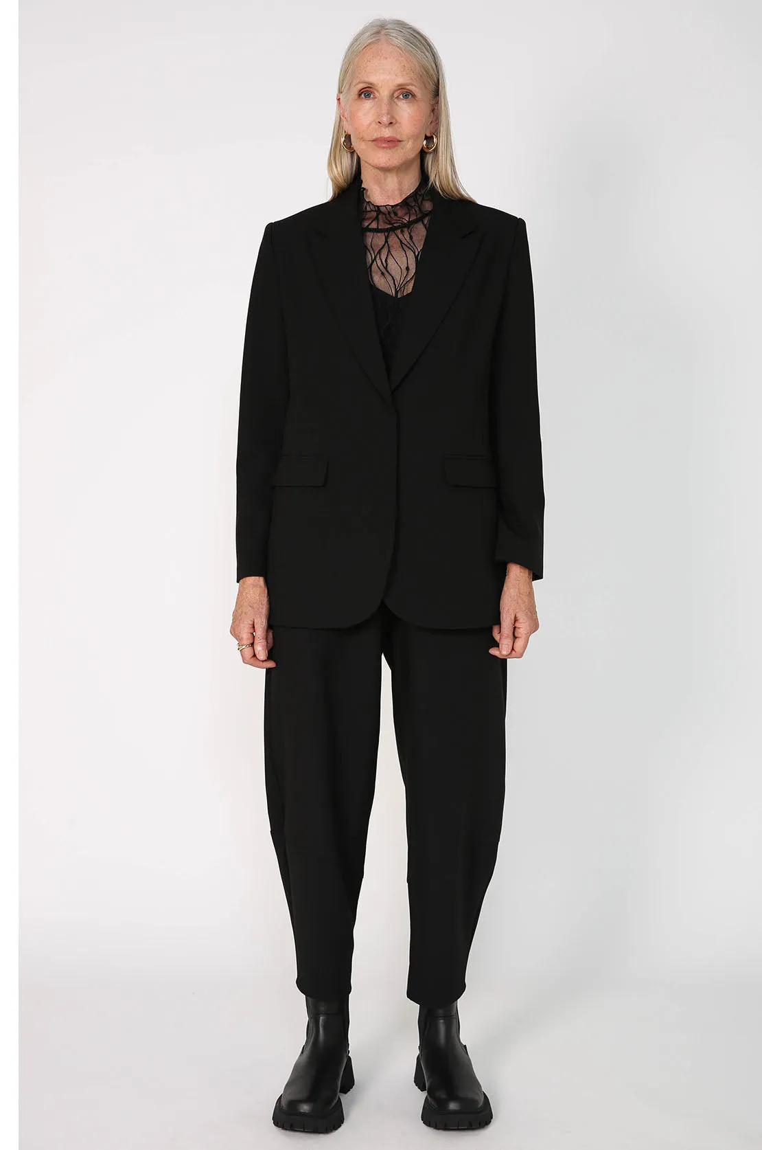 solvent blazer / black