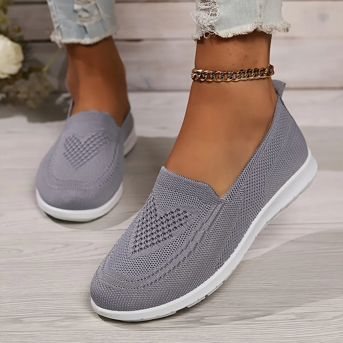 Stazia - Elegant Slip-On Sneakers