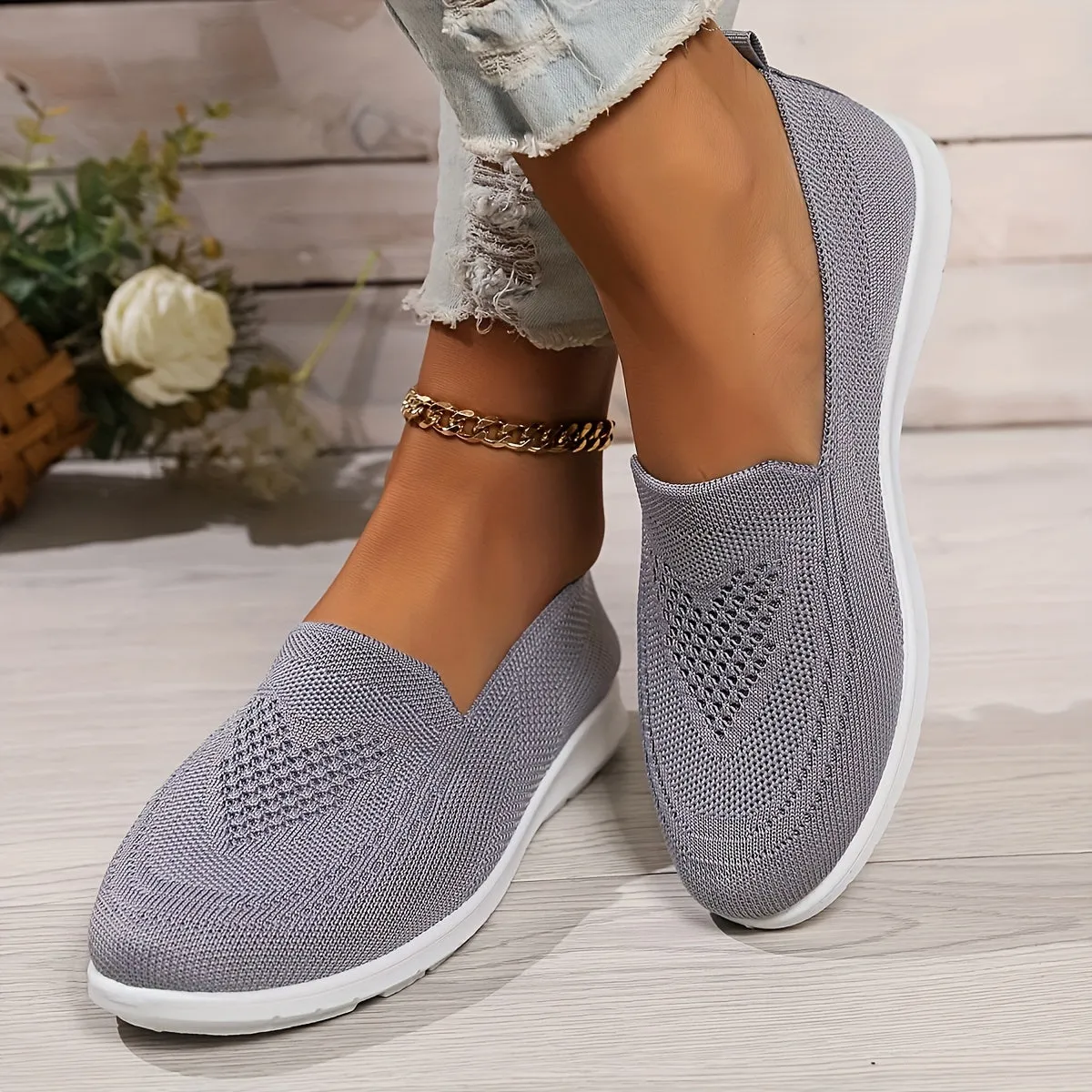 Stazia - Elegant Slip-On Sneakers