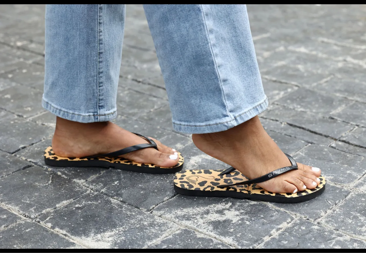 SWANS FOLDABLE FLIP FLOP- LEOPARD