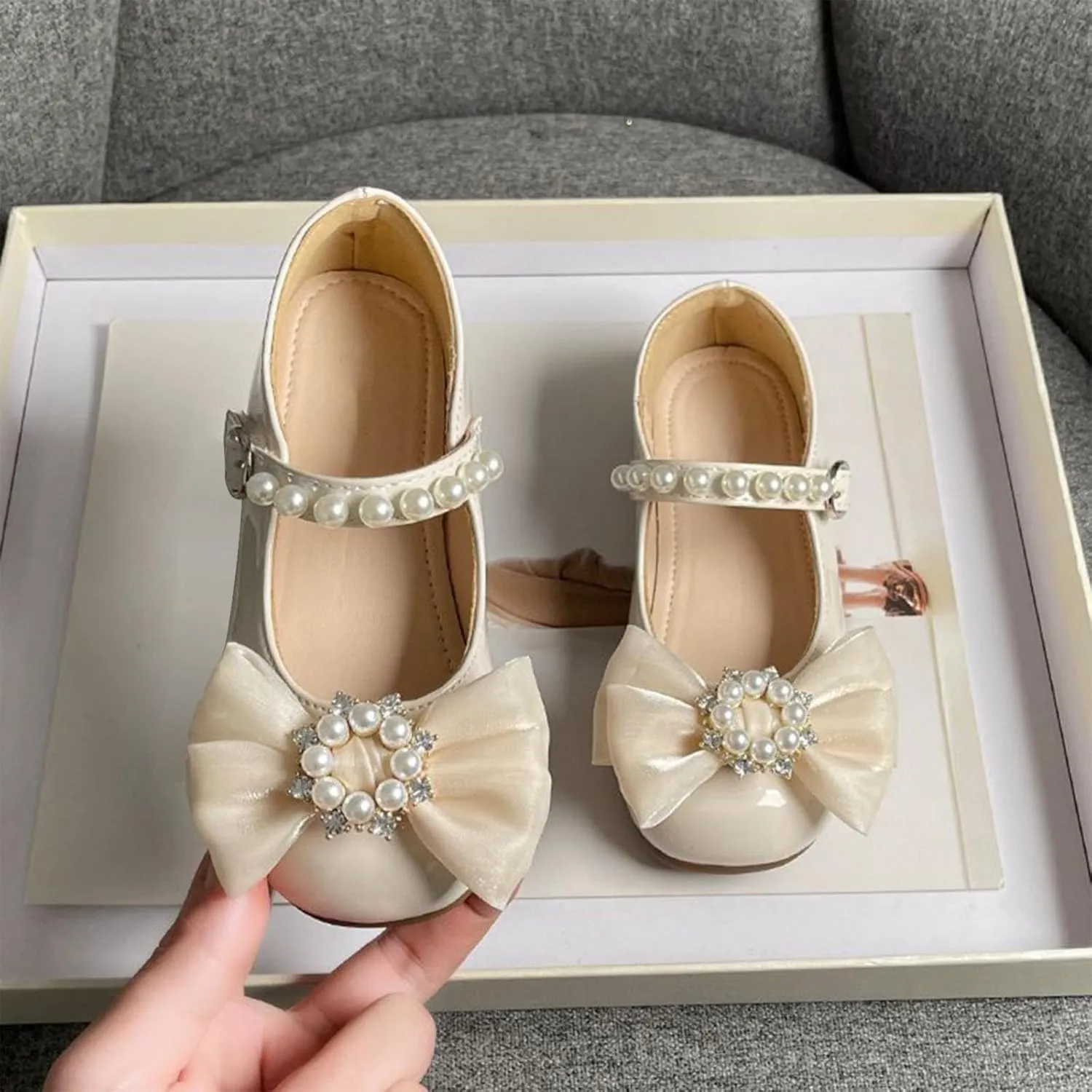 Toddler Girls Dress Ballet Shoes with Pearls Bow Strap Mary Jane Flats Flower Girl Shoes for Wedding Party Dance
