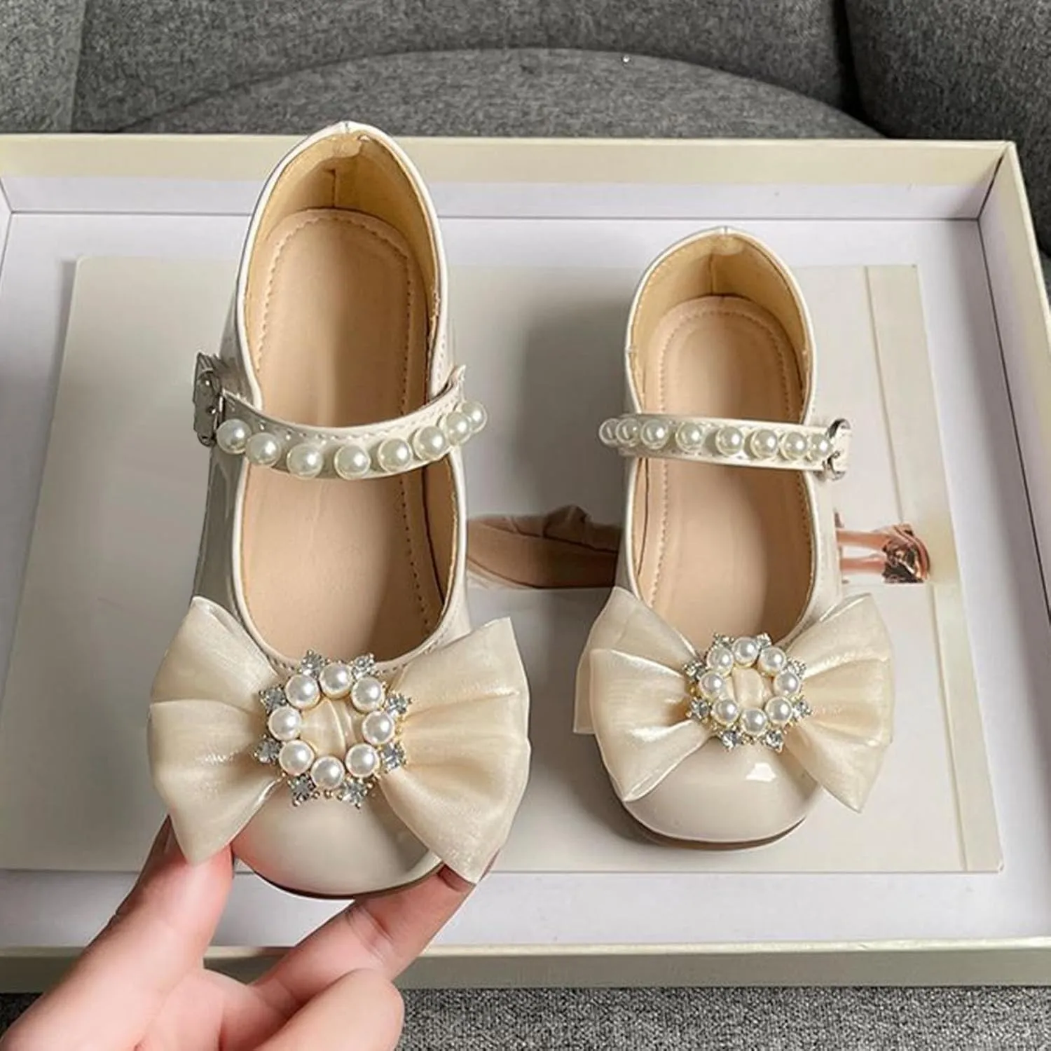 Toddler Girls Dress Ballet Shoes with Pearls Bow Strap Mary Jane Flats Flower Girl Shoes for Wedding Party Dance