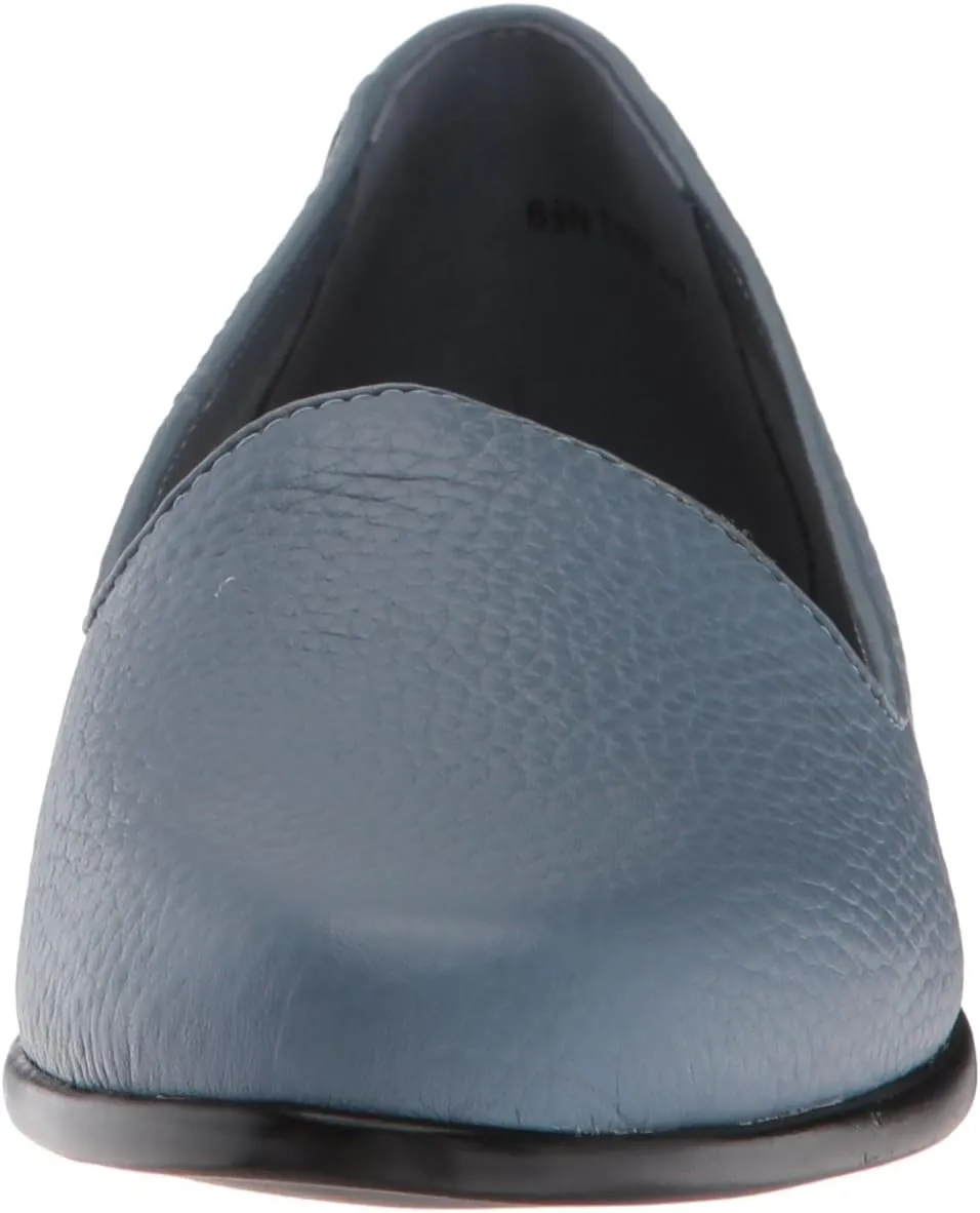 Trotters Women's Liz Tumbled Ballet Flat