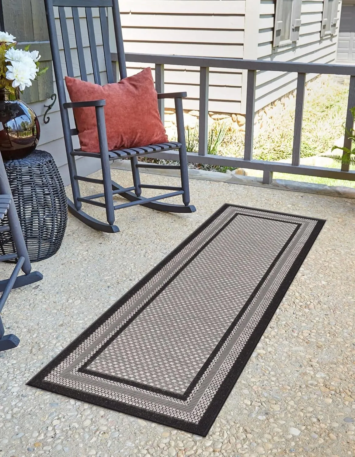 Unique Loom Outdoor Border Collection Area Rug - Multi Border (2' 2" x 6' 1" Runner, Gray/ Black)