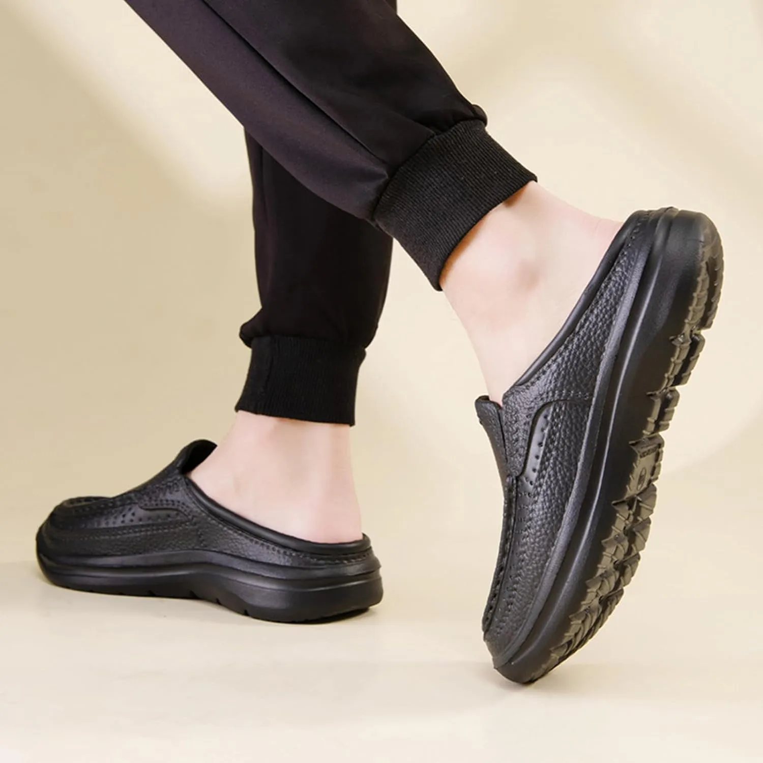 URLECHS Men's Leather Mules Clogs Slippers Breathable Punching Comfortable Slip On Loafers Outdoor Casual Non-Slip Driving Shoes