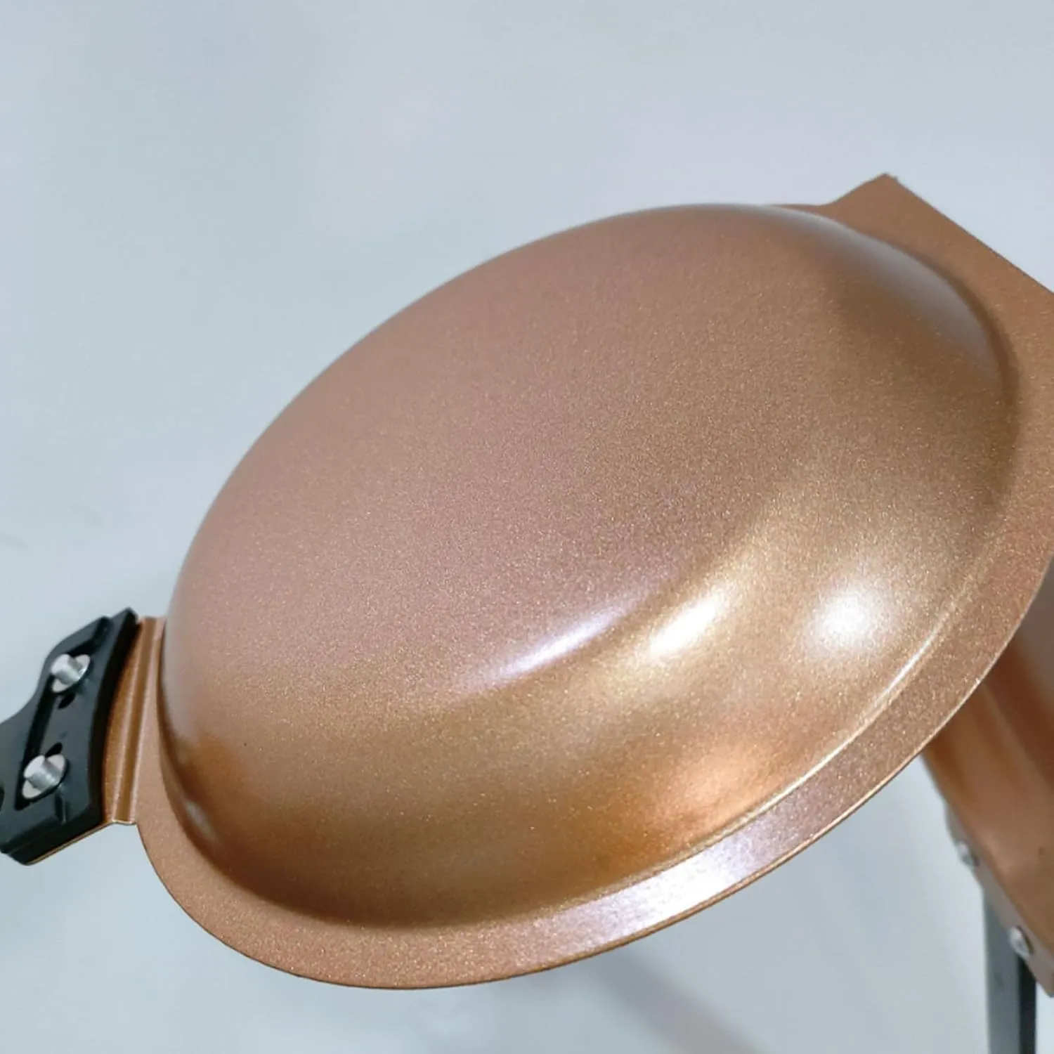 Valentine's Day Carnival Non-stick Frying Pan, Cast Iron Frying Pan, Double-Sided Non-Stick Pancake Maker, Folding Breakfast Frying Pan, Easy Reversible Flip for Fluffy Pancakes, Omelettes, Frittata