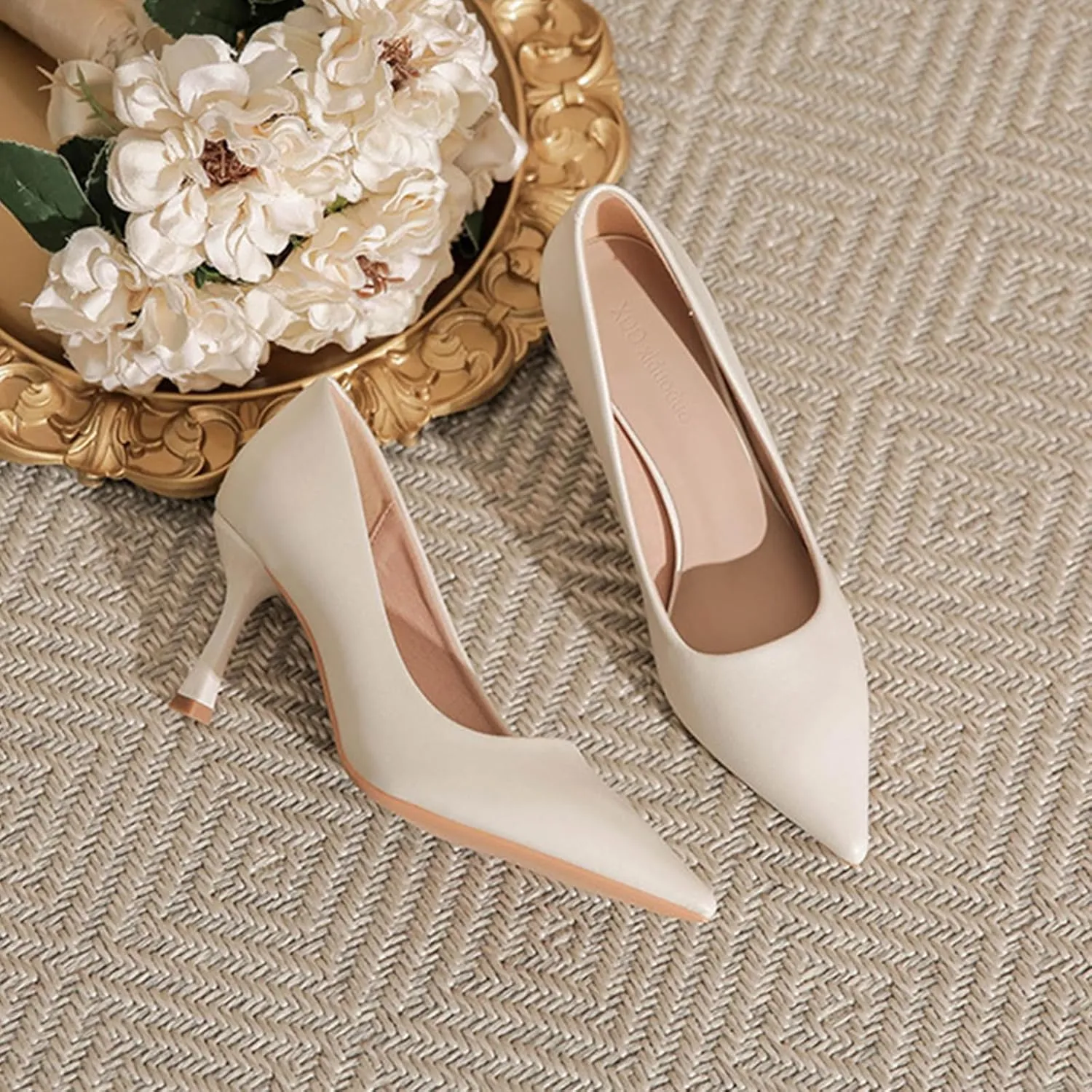 Women's Leather Slip On Kitten Heel Pumps Fashion Pointed Toe Mid Heels Business Work Office Dress Shoes Daily Breathable Non-Slip Pumps