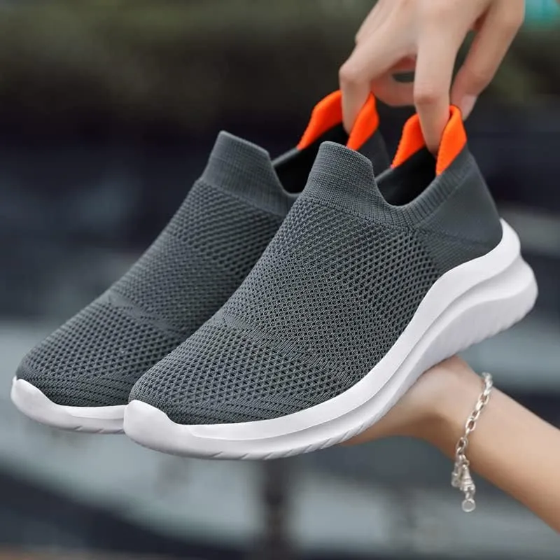 Women's Slip On Sneakers Women, Non Slip Work Shoes Comfortable Lightweight Breathable Casual Shoes for Walking Travel Work