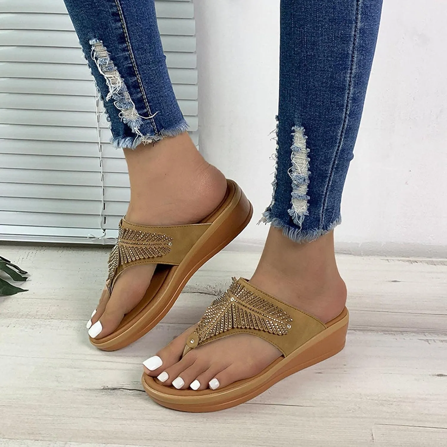 Women's Sparkly Flip Flops Fashion Rhinestone Smooth High Arch Support Comfort Glitter Trendy Thong Sandal Shoes