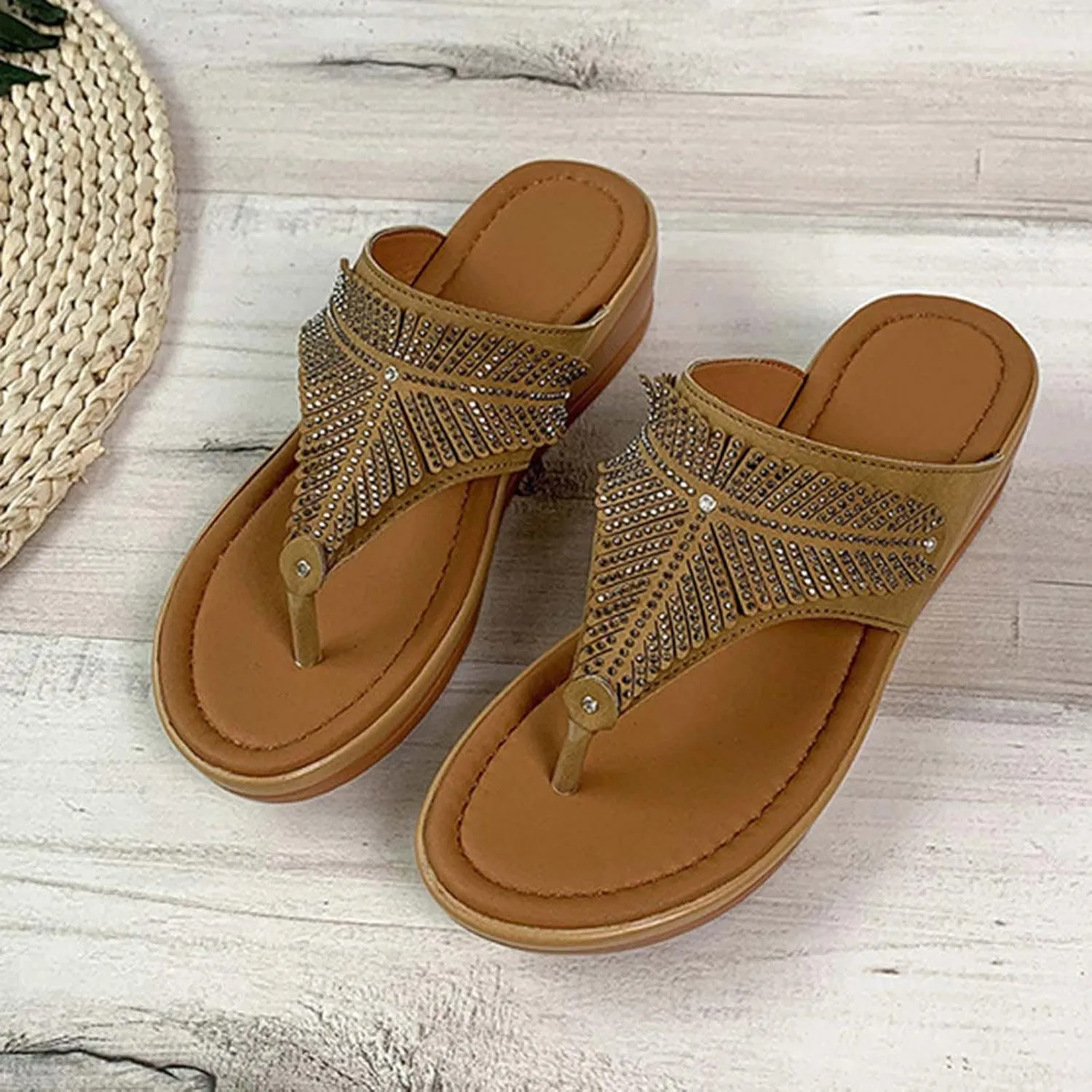 Women's Sparkly Flip Flops Fashion Rhinestone Smooth High Arch Support Comfort Glitter Trendy Thong Sandal Shoes