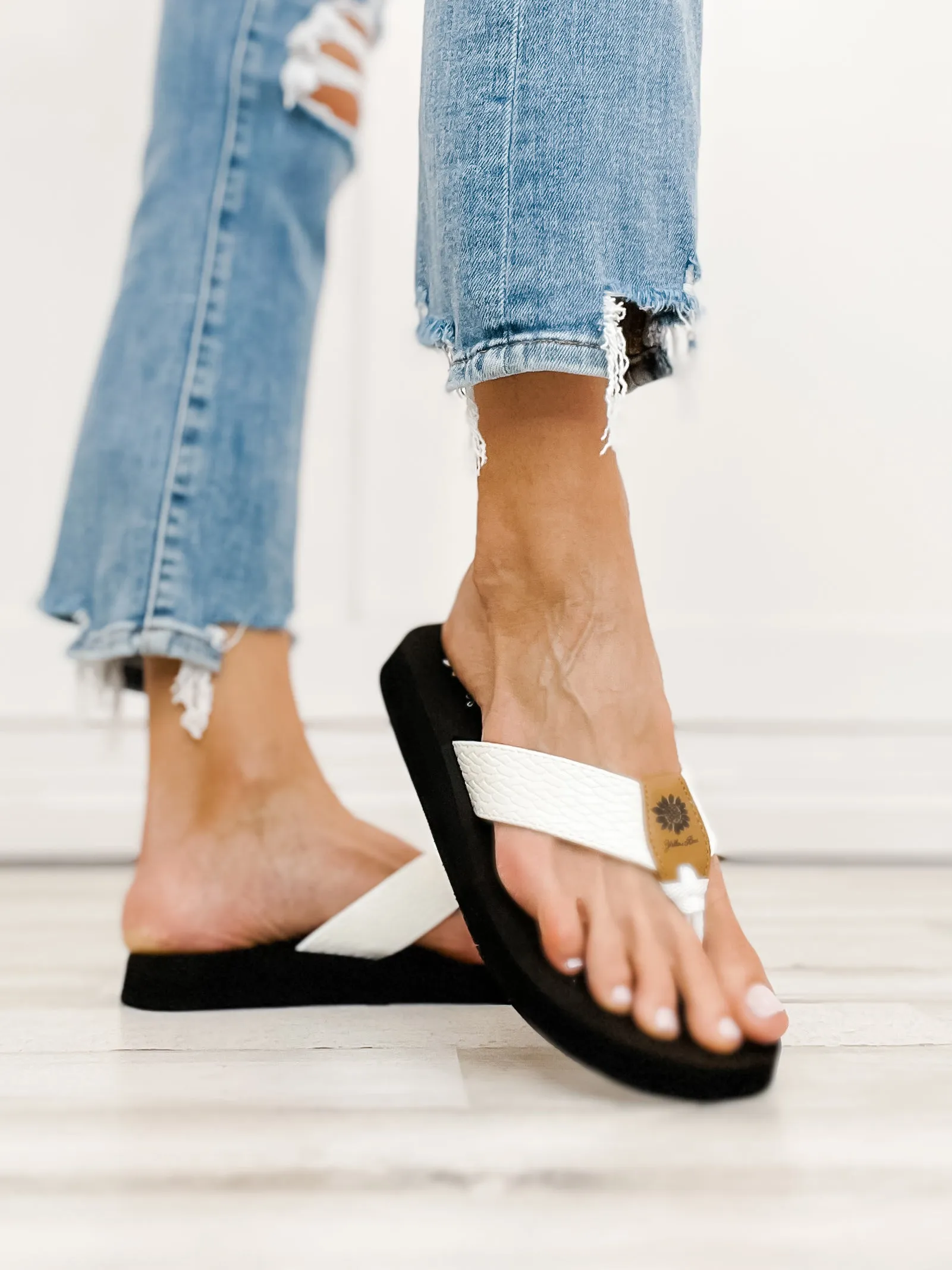 Yellowbox Flax Flip Flop in White