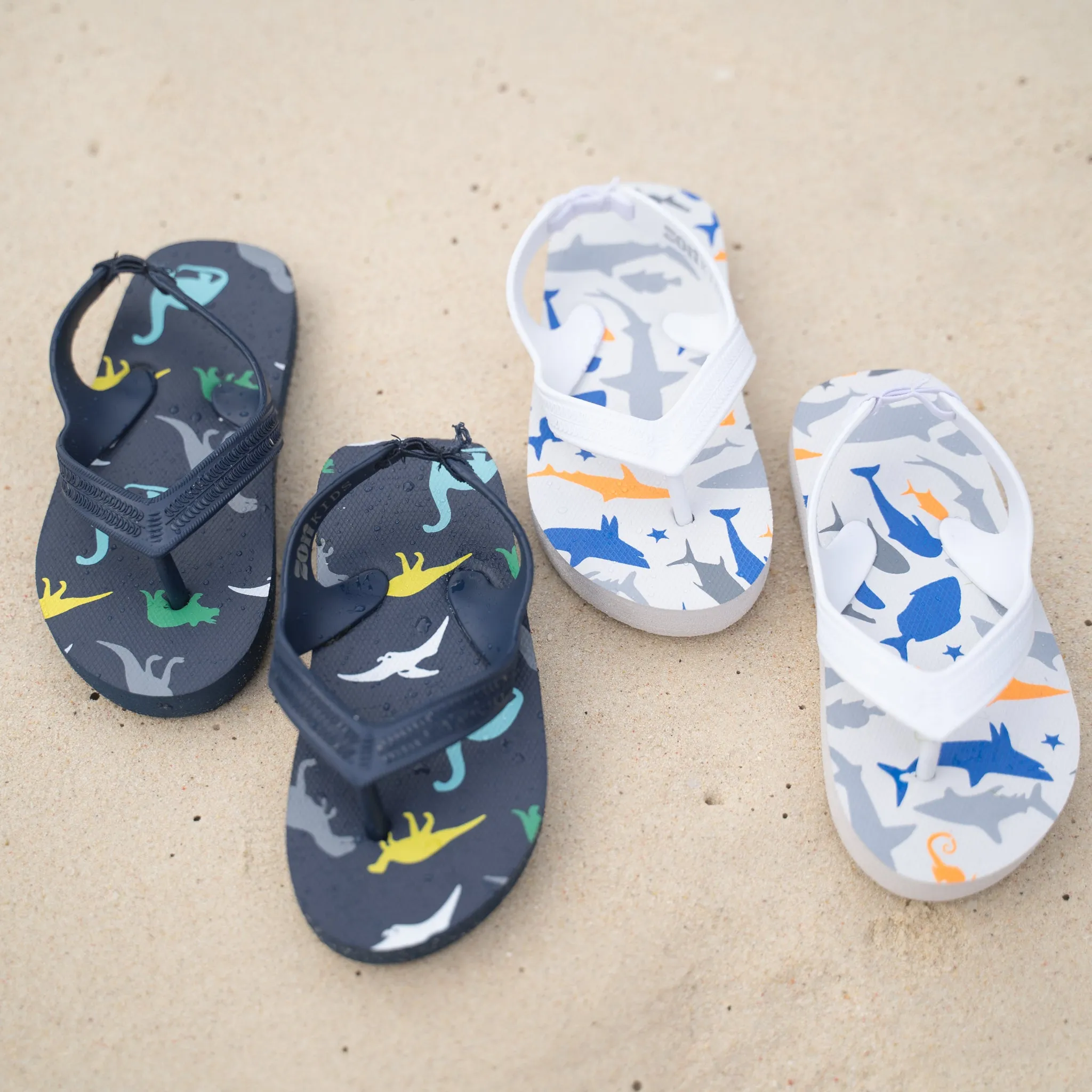 Zori Kids Flip Flops in White Shark